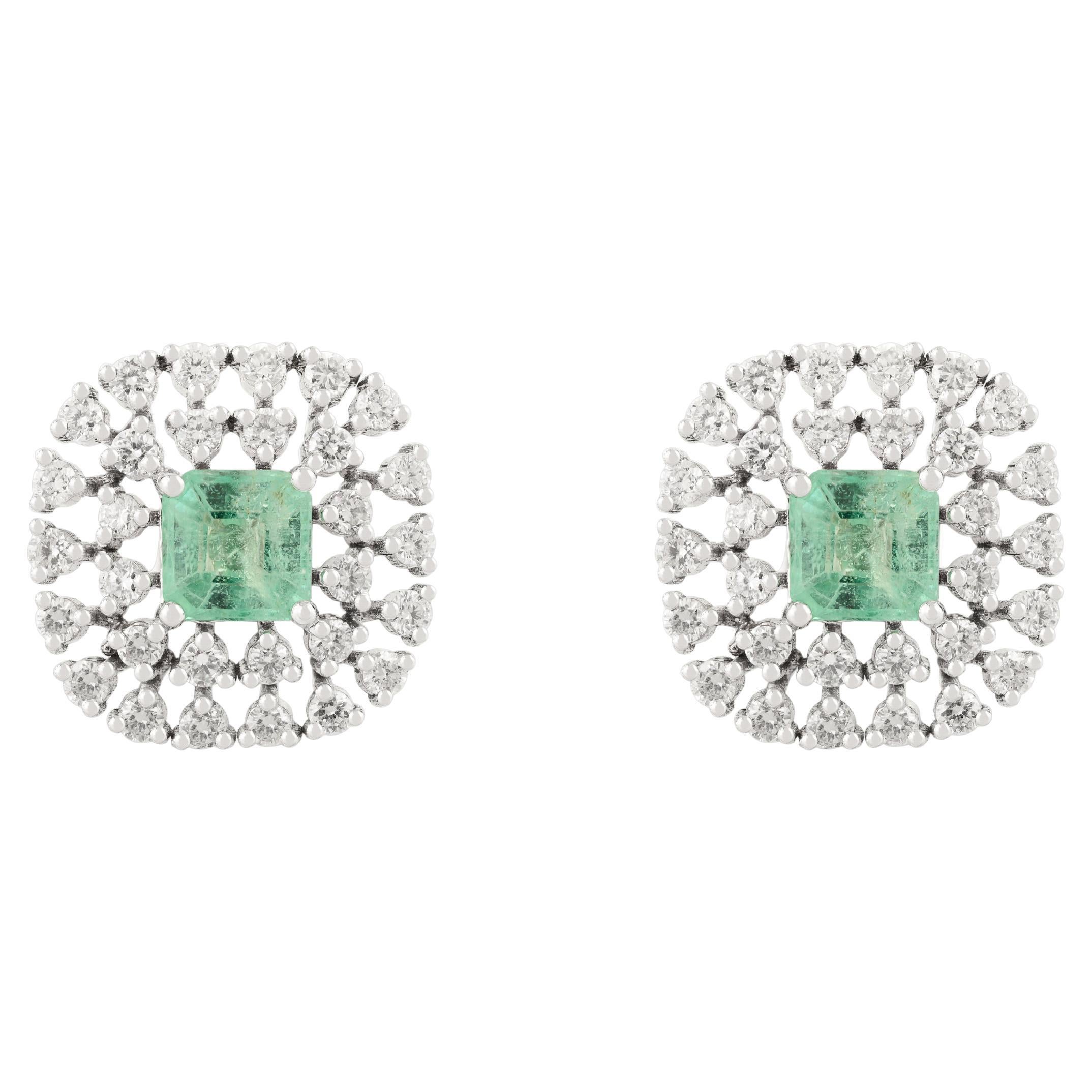 Art Deco Stil Sambia Smaragd & Halo Diamant Cushion Ohrstecker in 14k Gold im Angebot