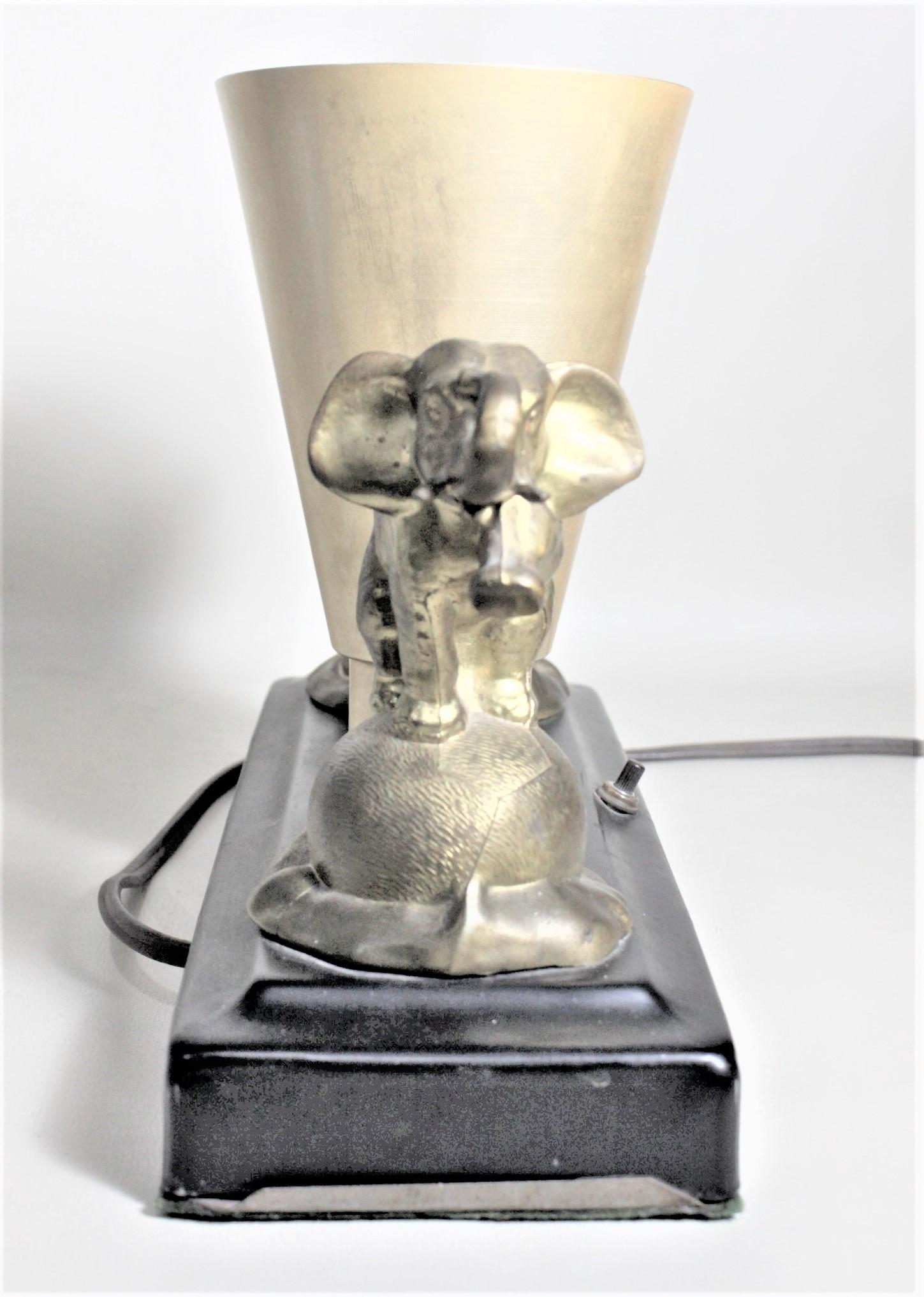 Art Deco Styled Accent or Television Lamp with Cast Gilt Figural Elephants In Good Condition For Sale In Hamilton, Ontario