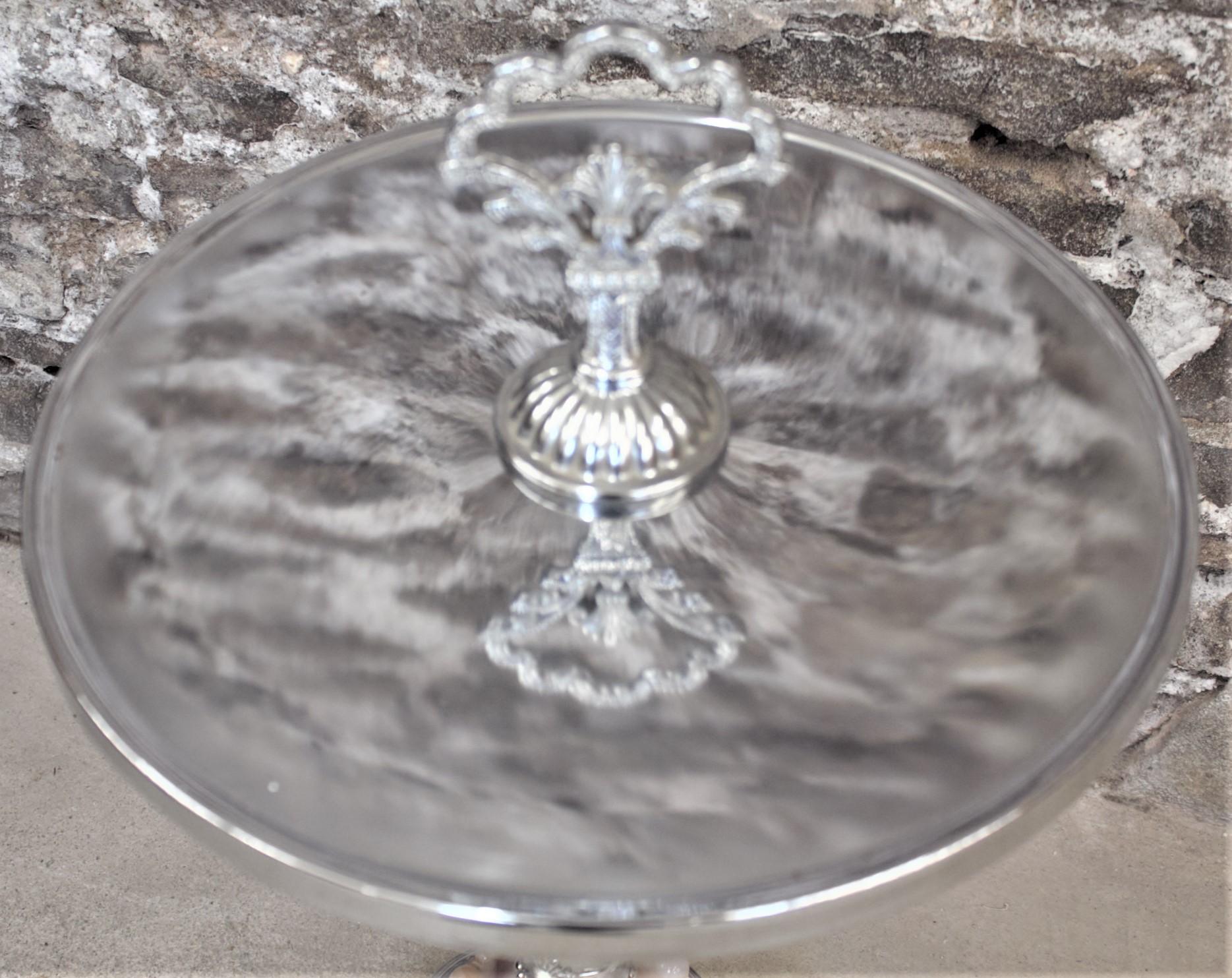 Art Deco Styled Chrome and Swirled Glass Smoker's Stand or Accent Table In Good Condition For Sale In Hamilton, Ontario