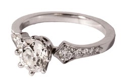 Art-Deco styled diamond ring ‘Diana’ with a  0.95ct Antique Diamond