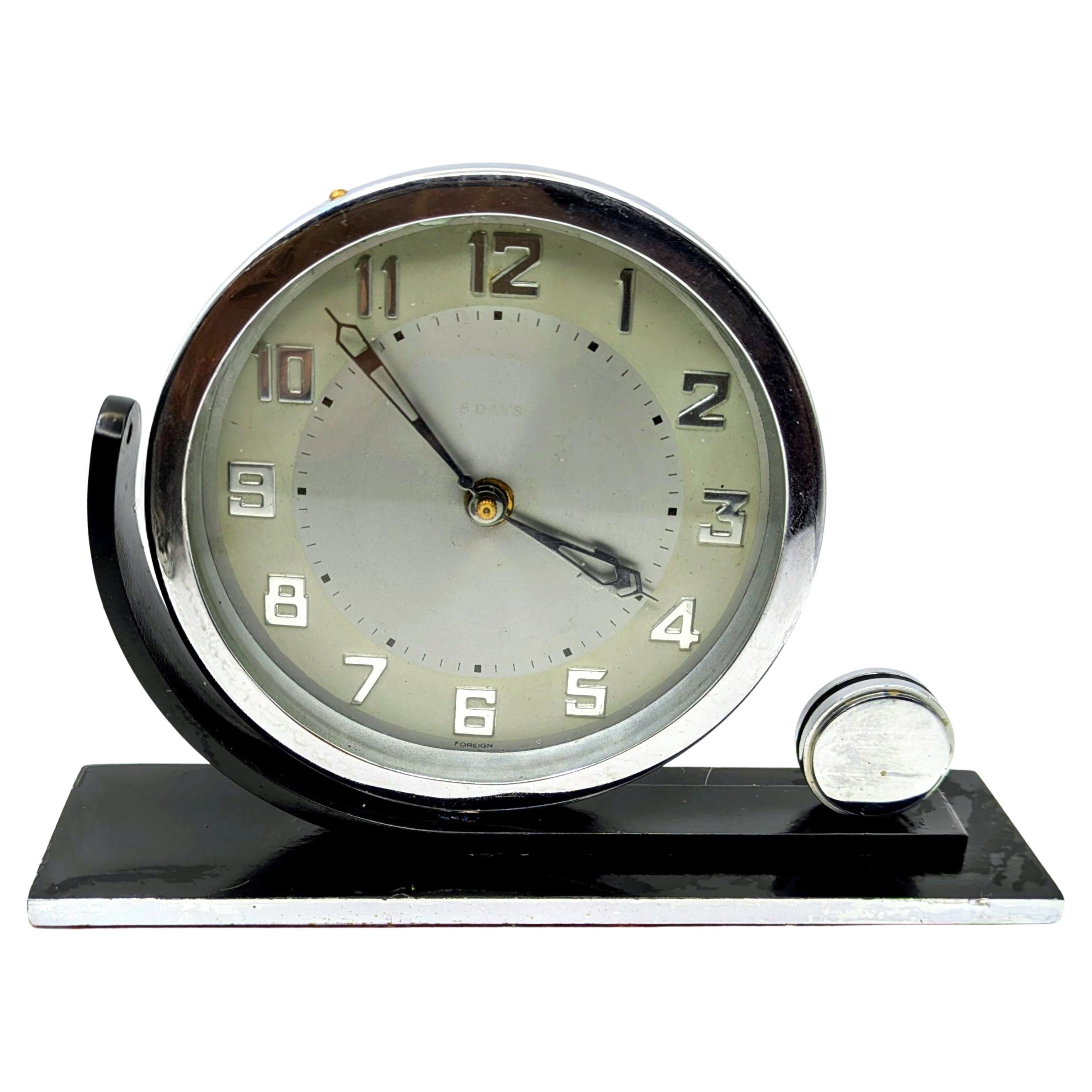Art Deco Stylish Desk Clock With 8 Day Movement , English, c1930s For Sale