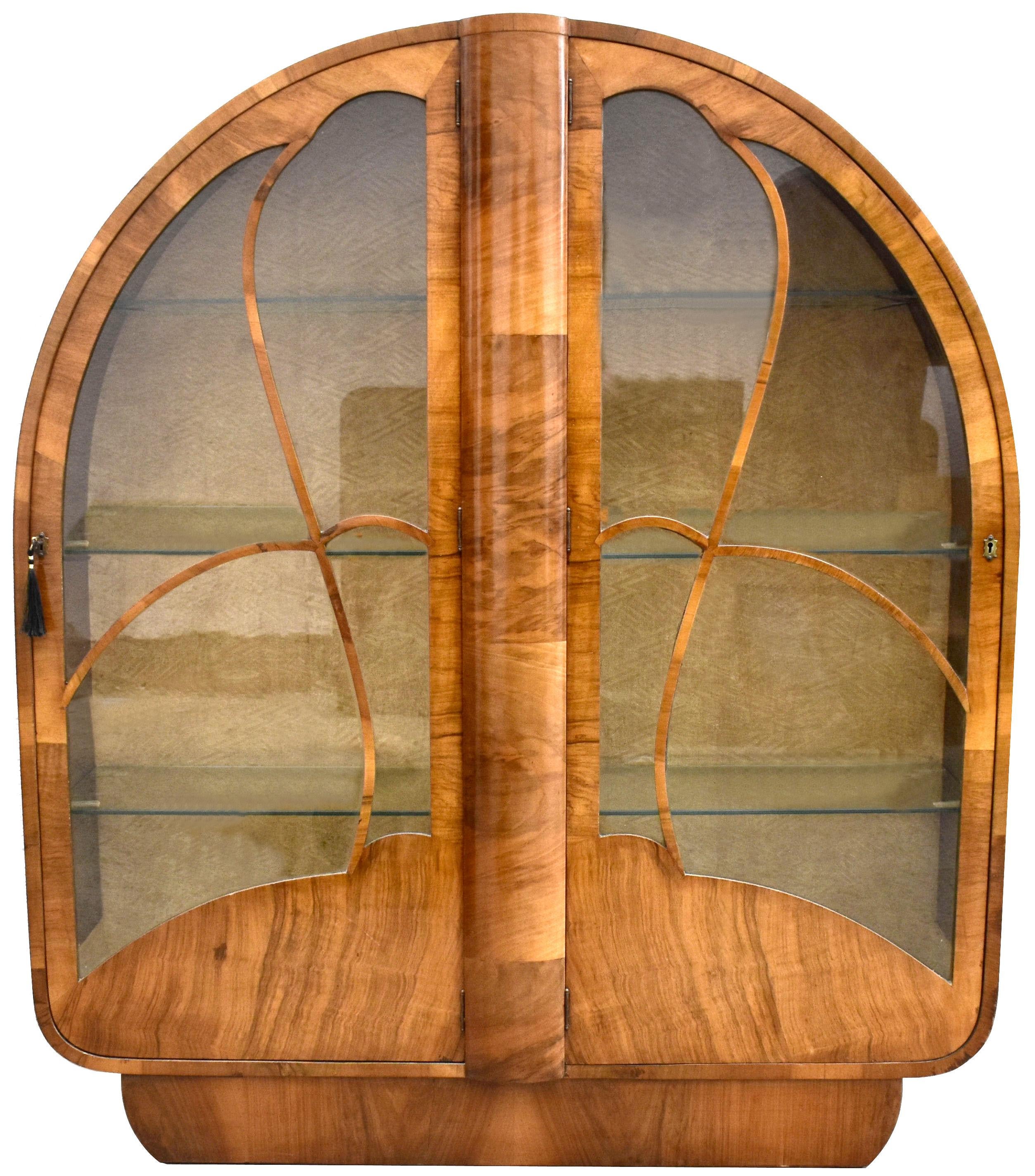Art Deco Stylish Display Vitrine Cabinet in Walnut, English, 1930s For Sale 2