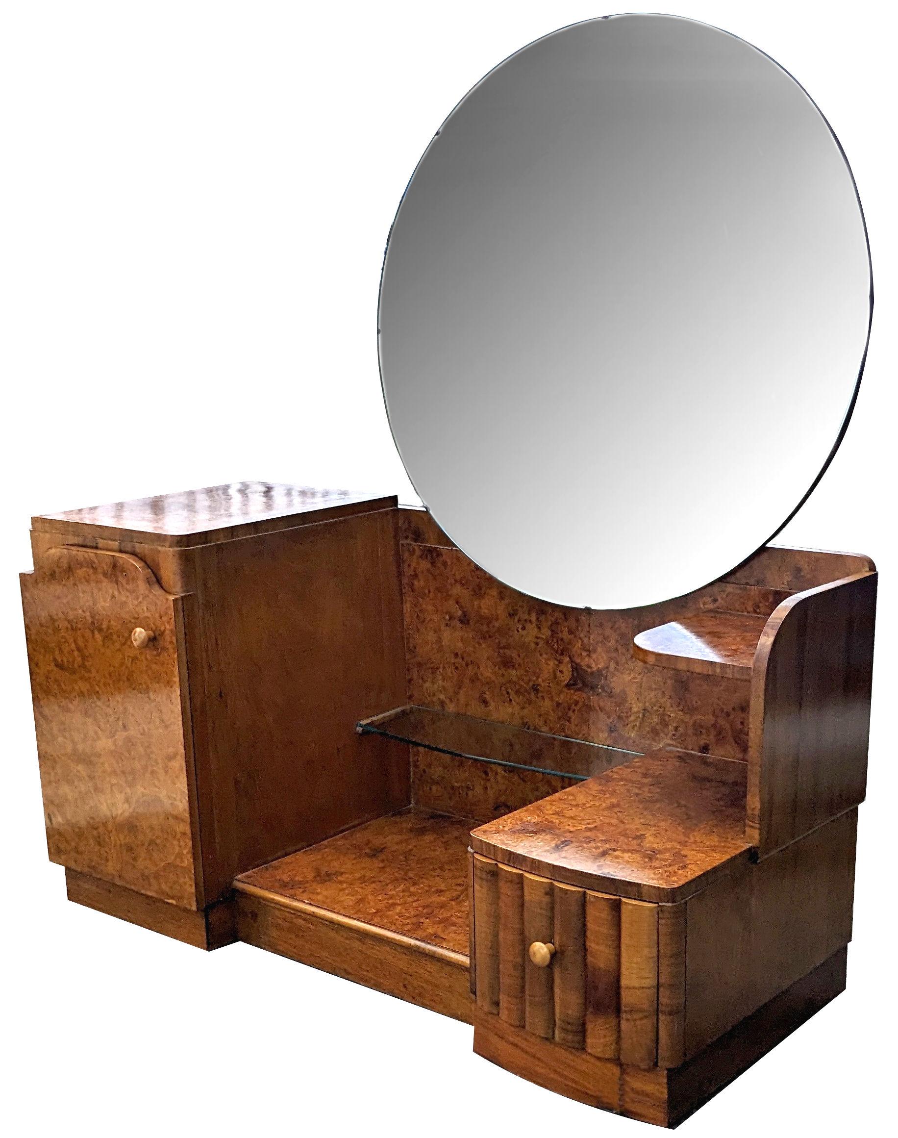 Art Deco Stylish Vanity Dressing Table In Walnut, English, c1930 For Sale 5