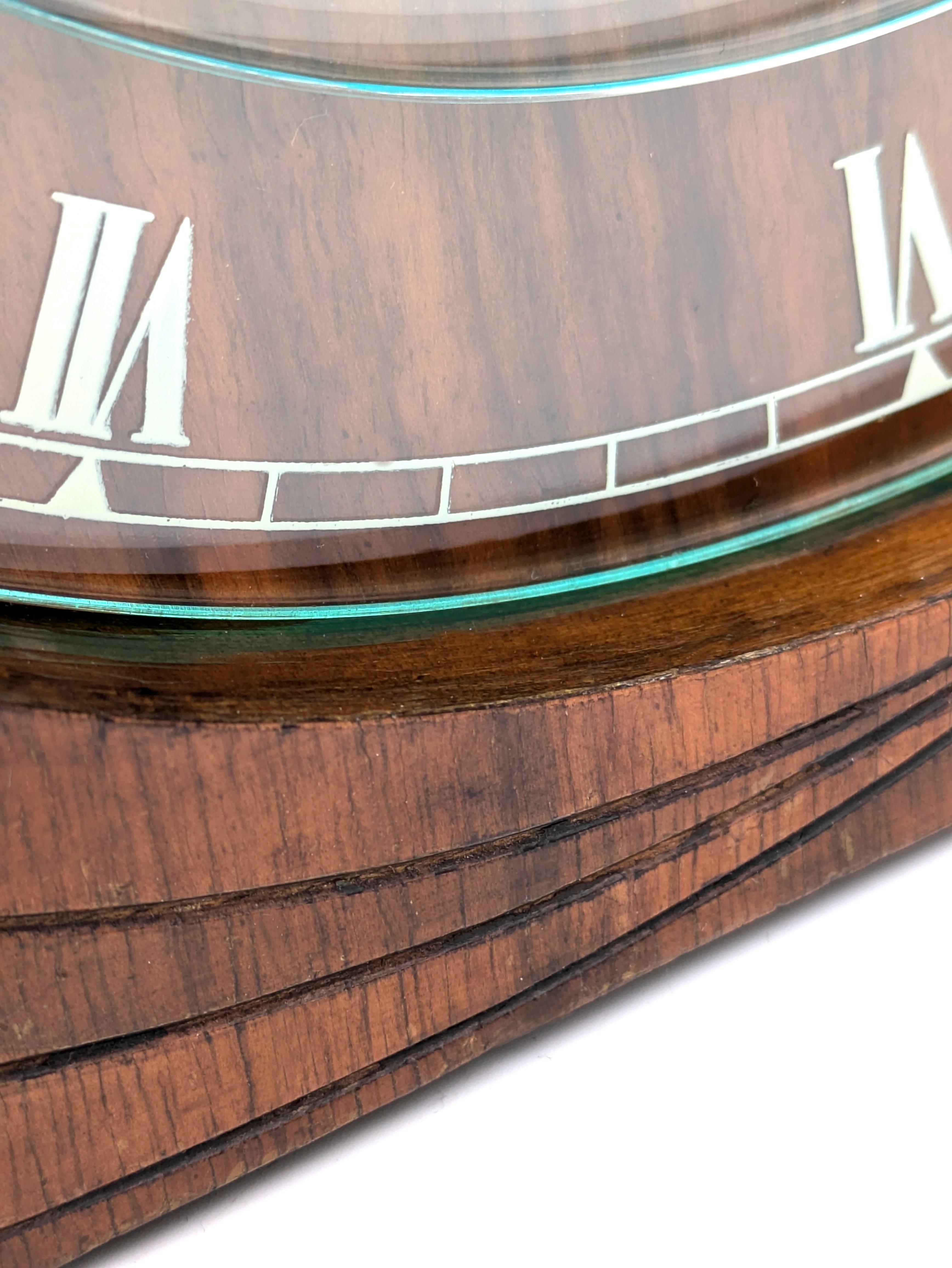Art Deco Stylish Walnut Mantle Clock, English, c1930 For Sale 4
