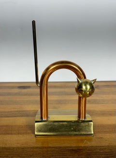 Art Deco Stylized Cat Door Stop by Walter Von Neesen for Chase, circa 1935