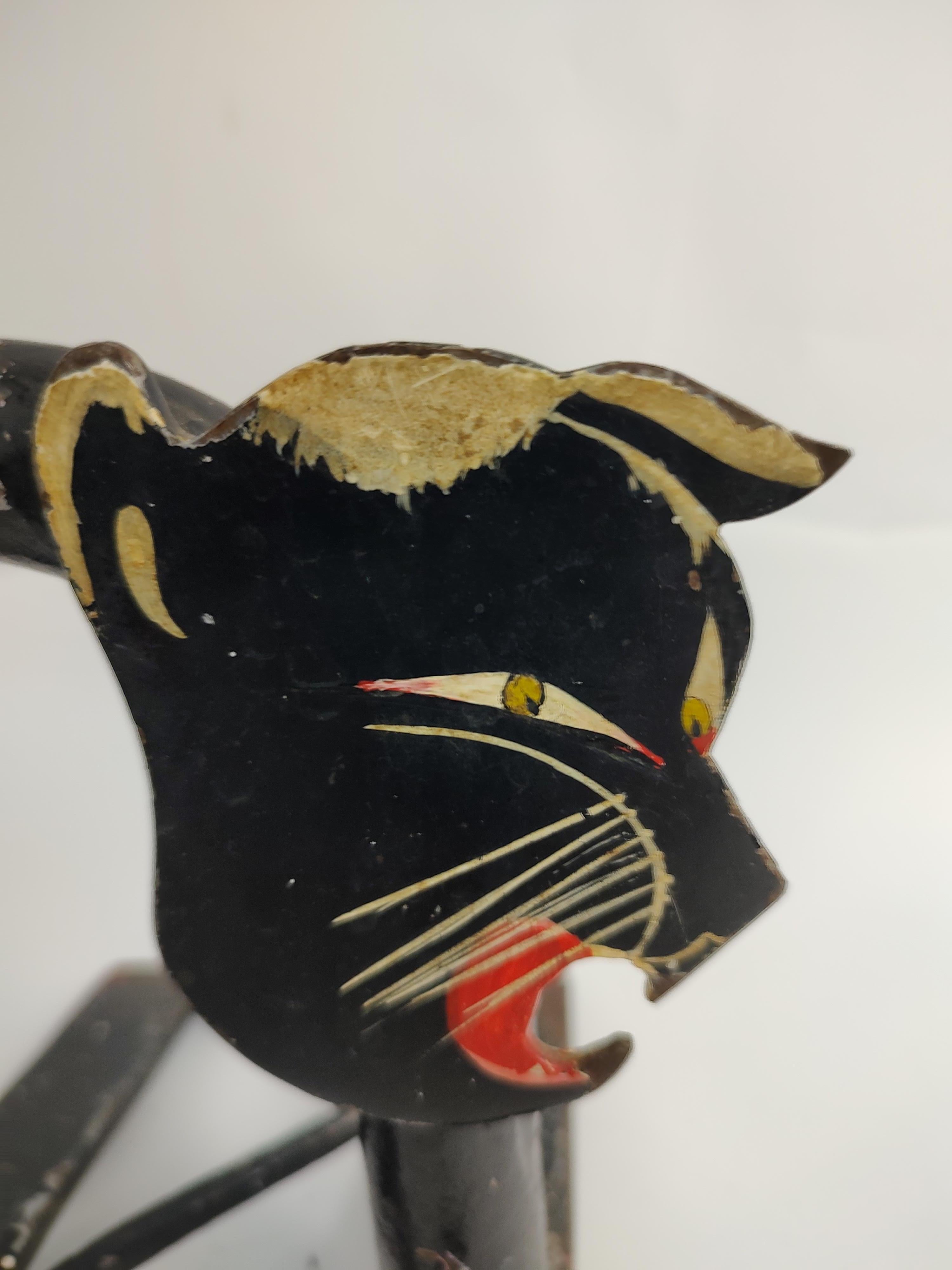 Acier Bouton de porte Art Déco en forme de chat stylisé dans le style de Walter Von Neesen  en vente