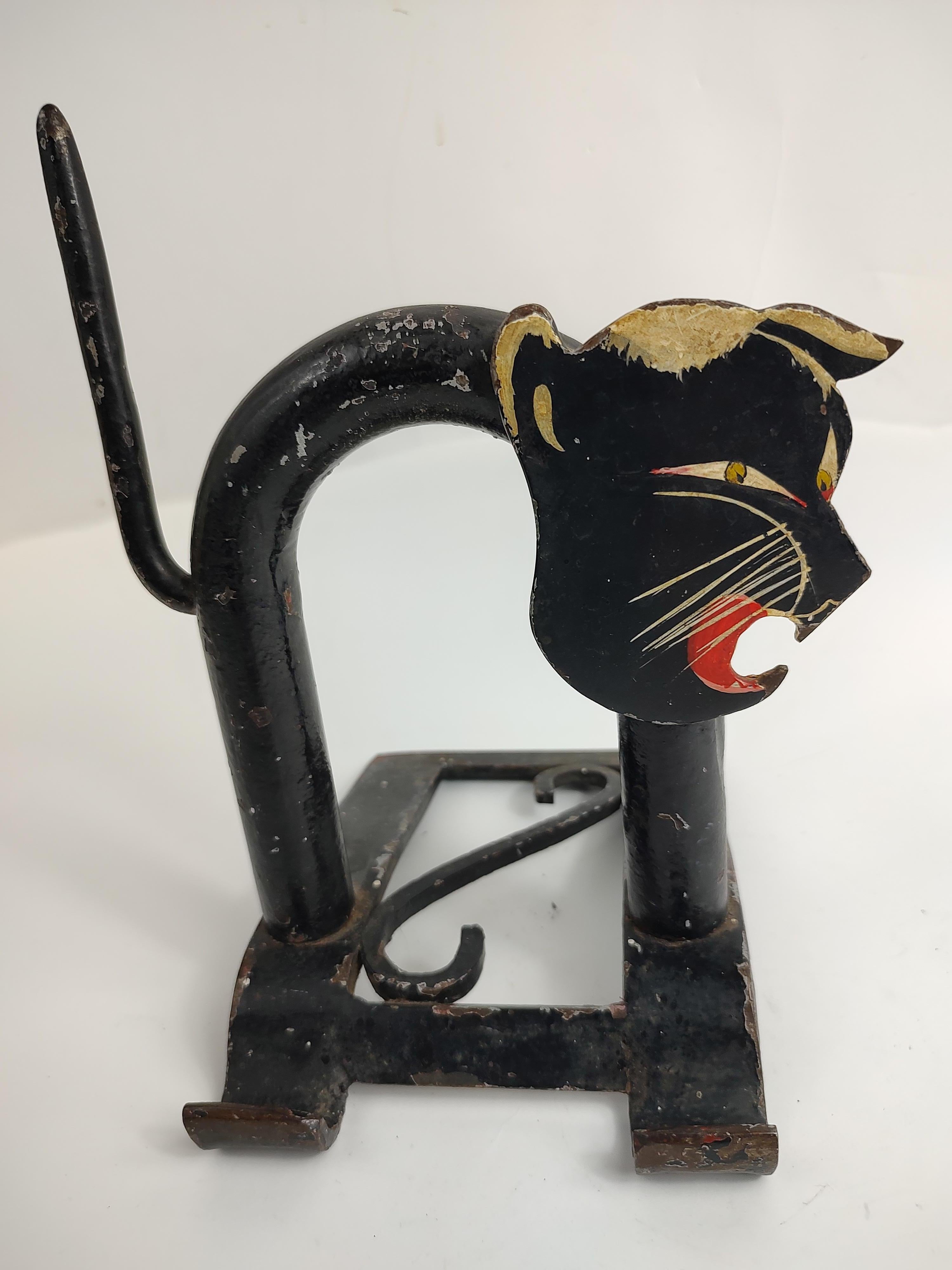 Bouton de porte Art Déco en forme de chat stylisé dans le style de Walter Von Neesen  en vente 1