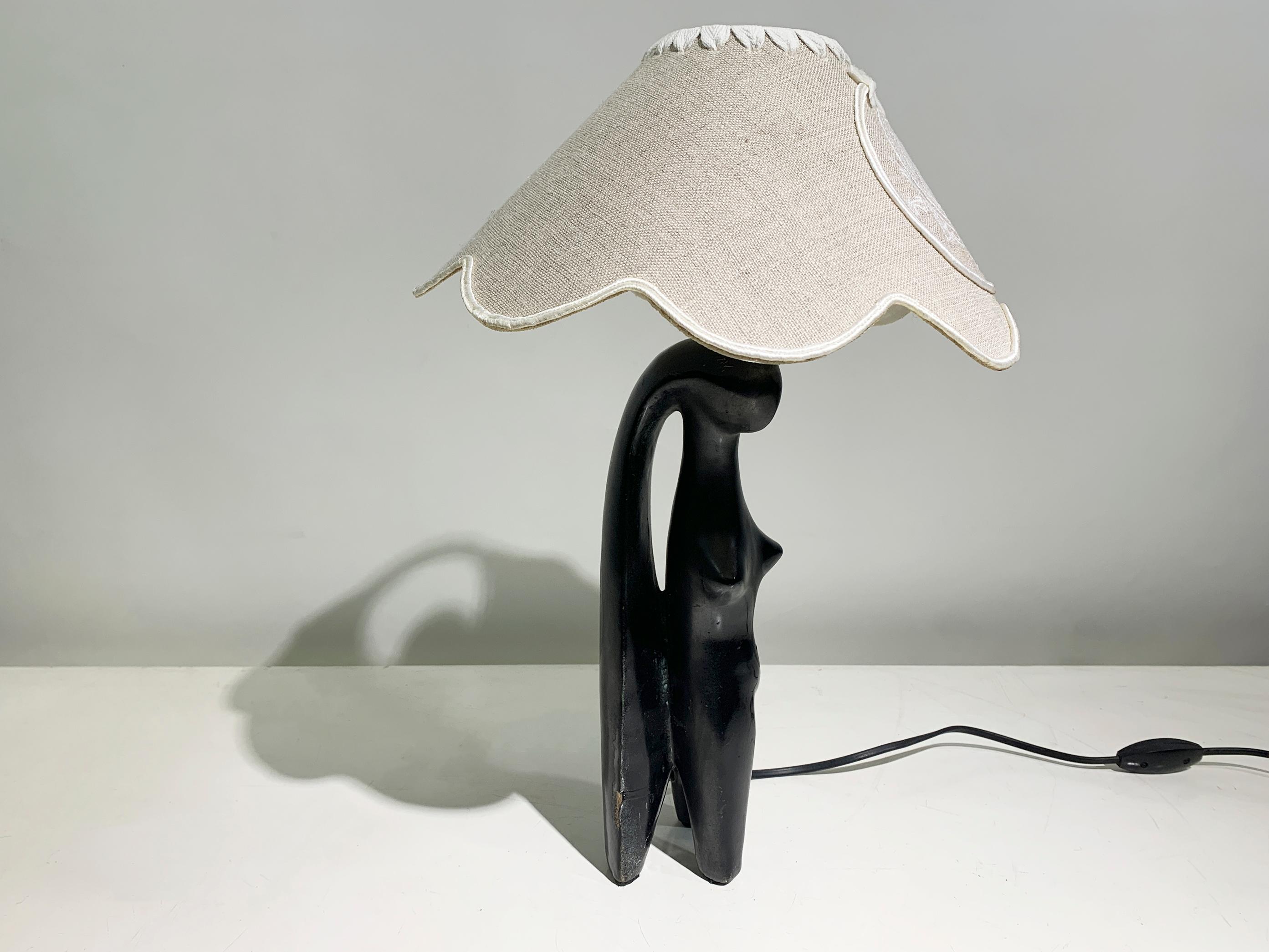 20th Century Art Deco Stylized Woman Figure Sculptural Table Lamp in Black Terracotta, France For Sale