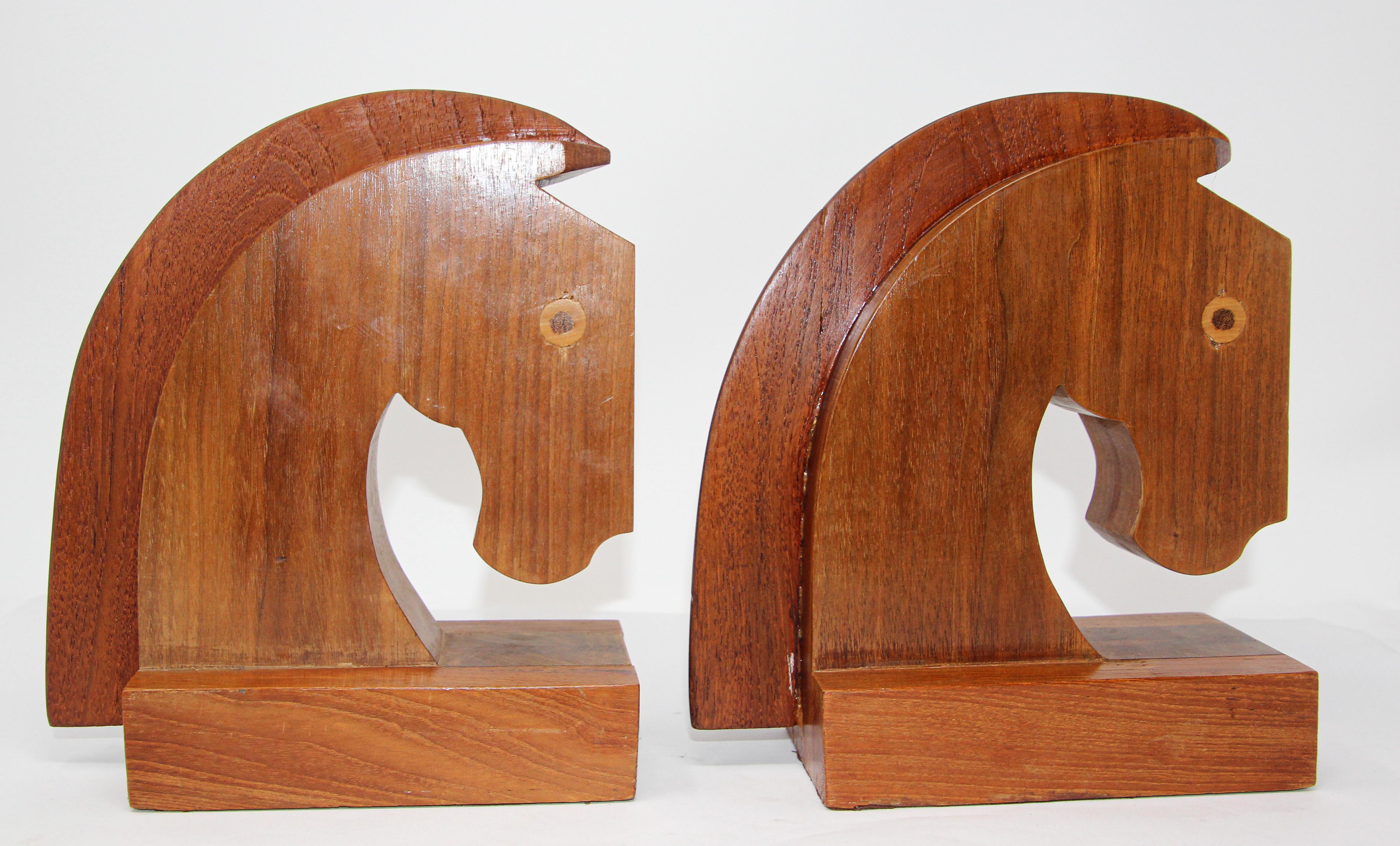 Art Deco Stylized Wood Sculptures of Horse Bust Bookends In Good Condition For Sale In North Hollywood, CA