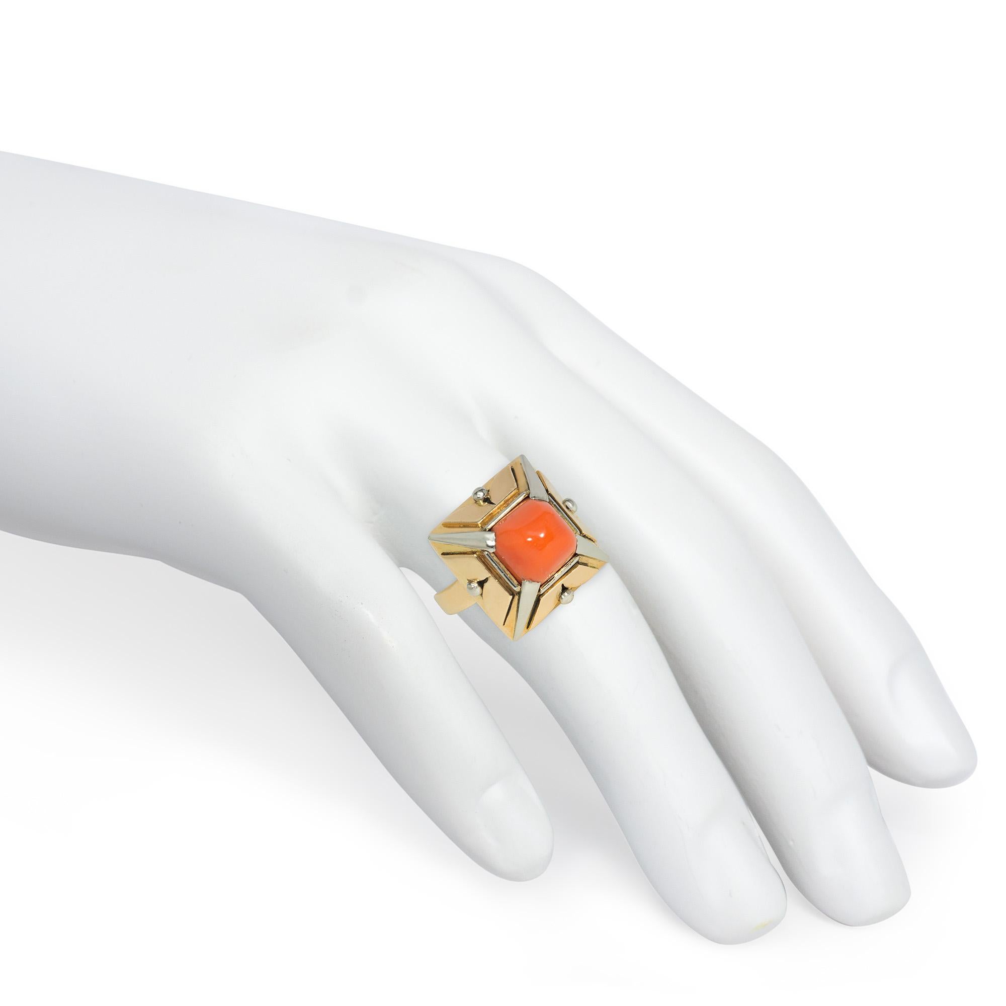 Art Deco Sugarloaf Coral, Gold, and Platinum Pyramid-Shape Ring In Good Condition For Sale In New York, NY