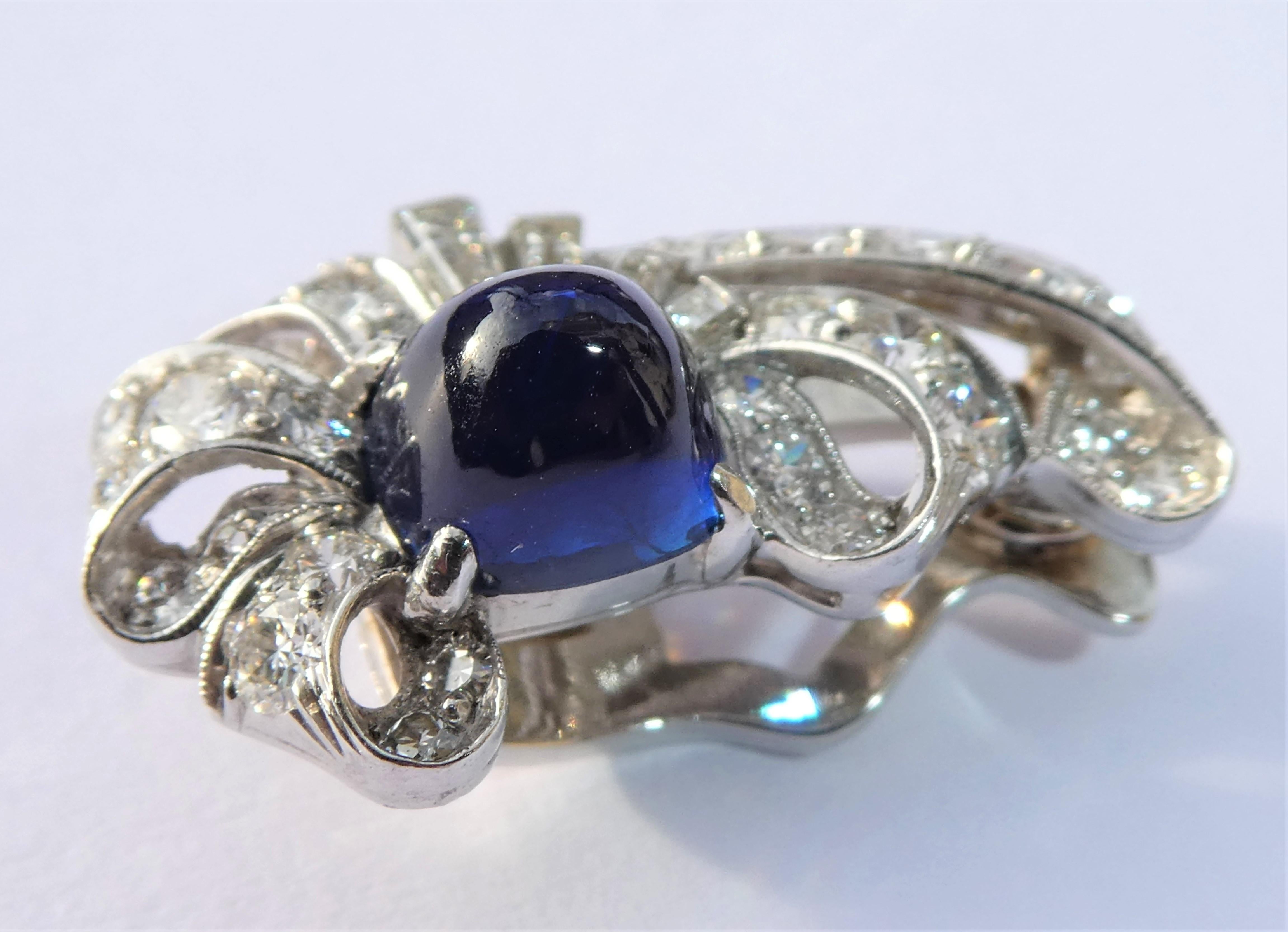 Art Deco Sugarloaf Cut Sapphire Diamond Earrings In Excellent Condition For Sale In Munich, DE