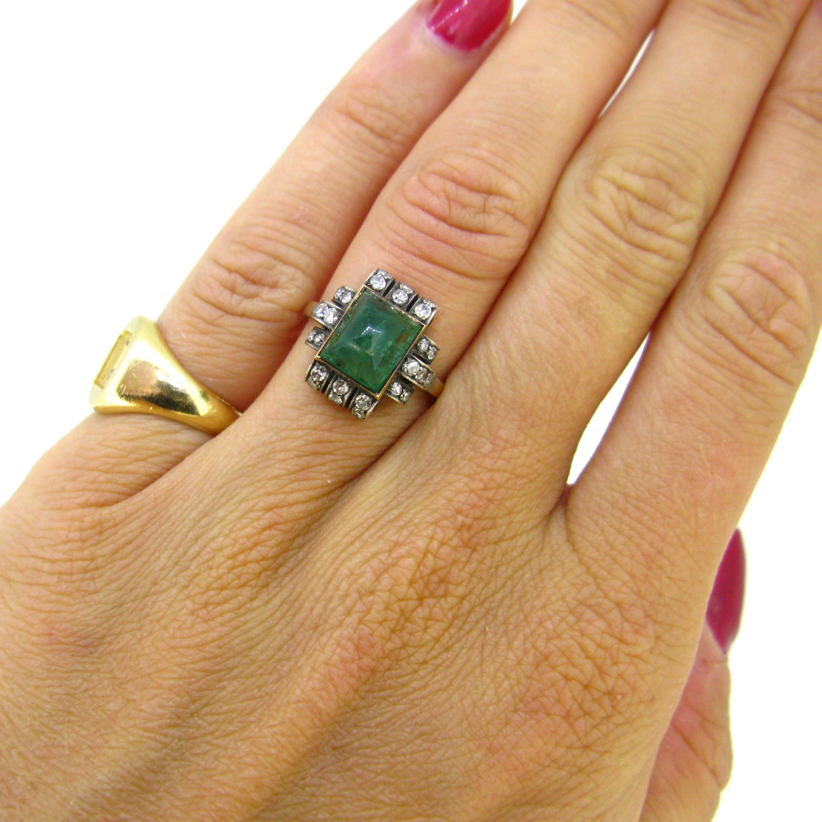 Art Deco Sugarloaf Emerald and Diamonds Ring 4