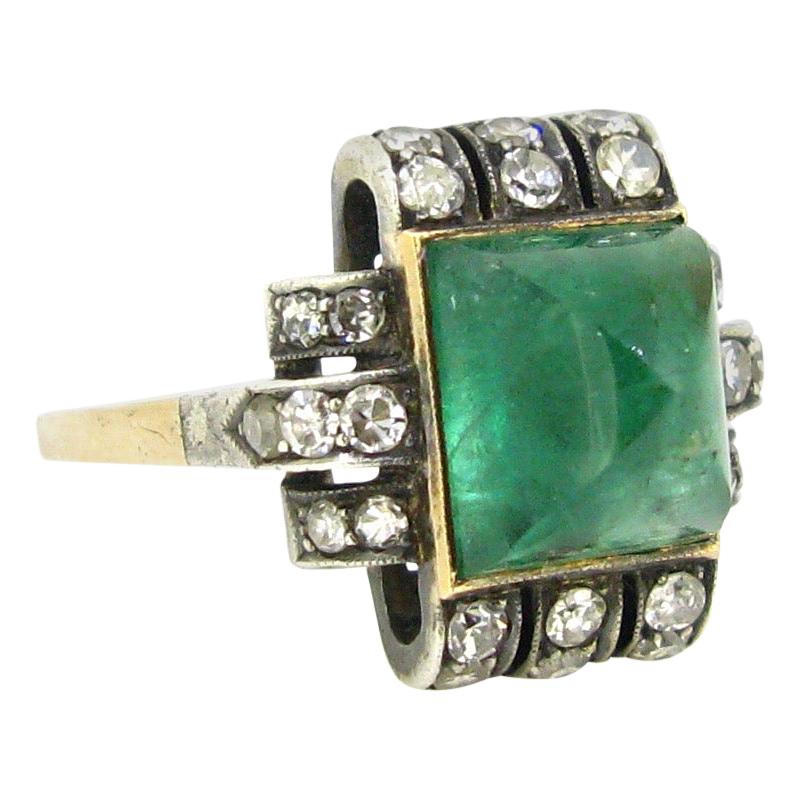 Art Deco Sugarloaf Emerald and Diamonds Ring