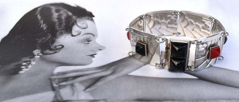 Bracelet Manchette Art Déco Vintage - Design Stylisé Années 1930, Argenté, Métal Chromé, Occasion