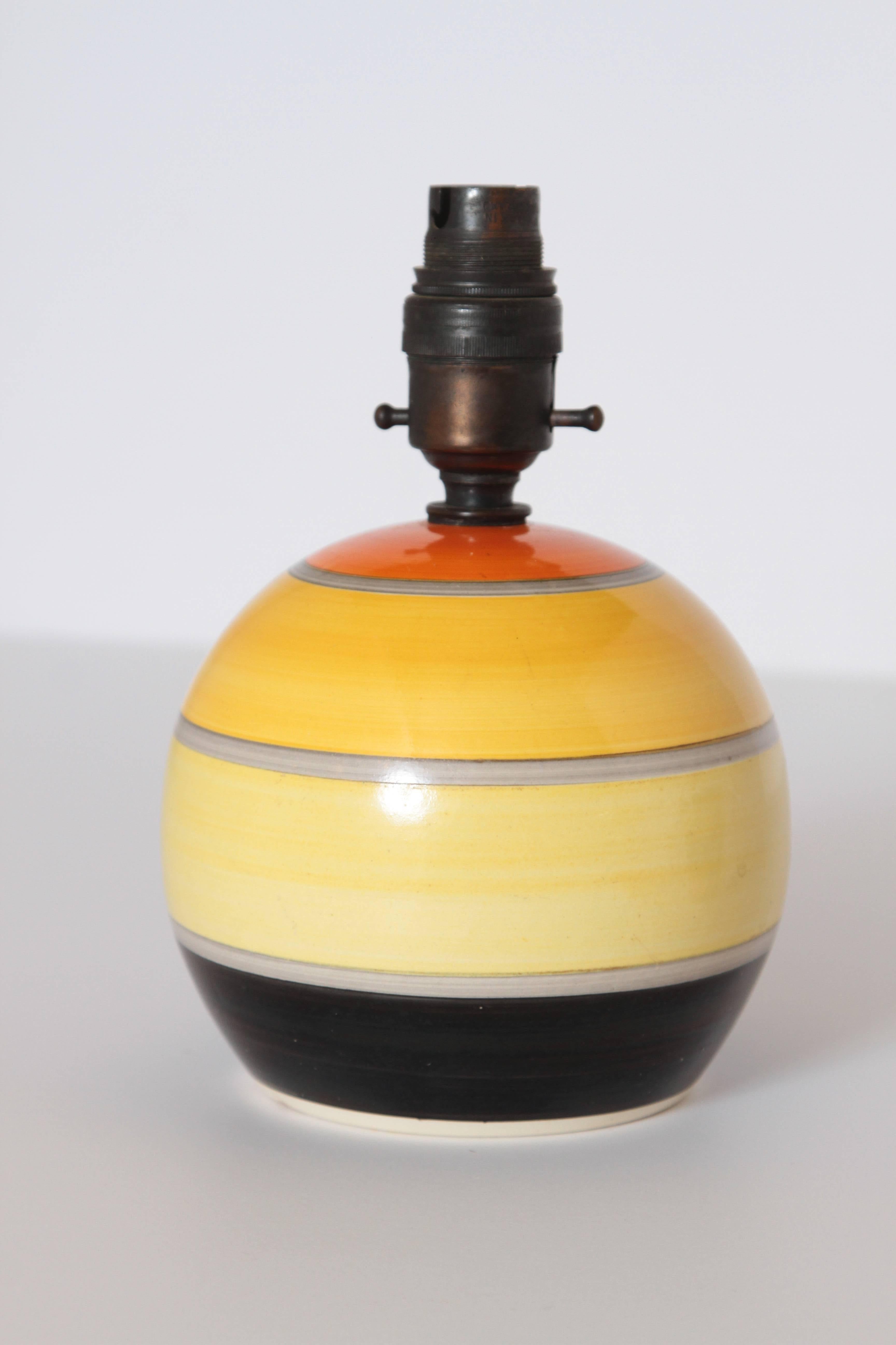 Britannique Lampe et duo gobelet Art Déco Susie Cooper Gray's Pottery Modernist en vente
