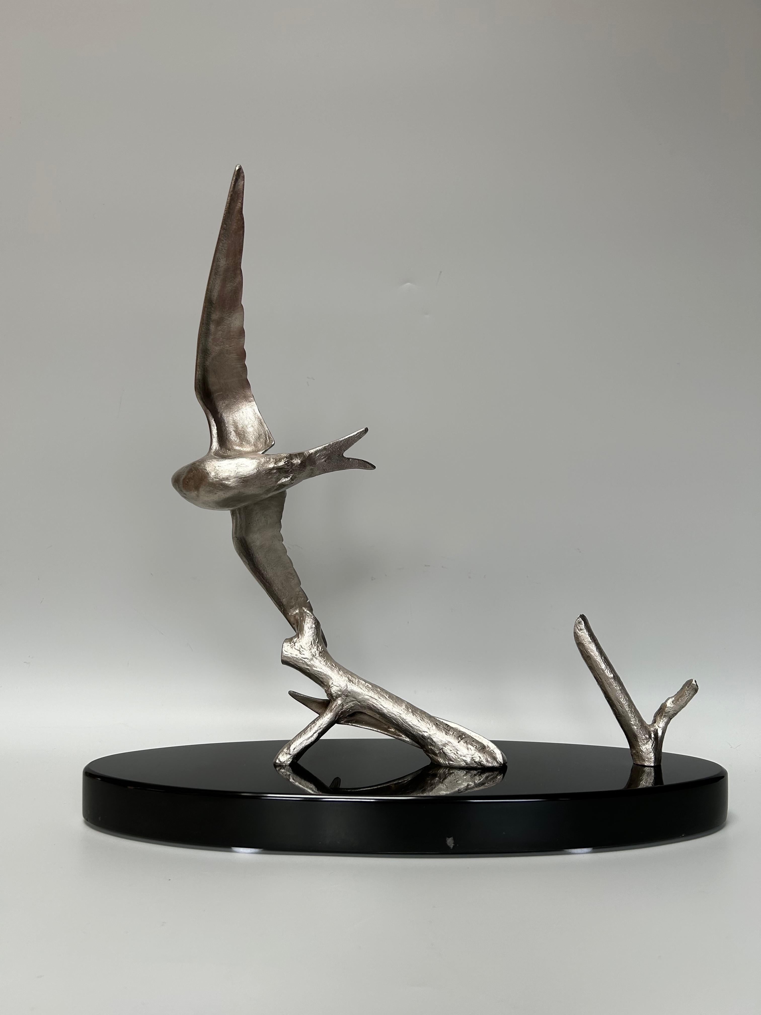Art Deco Swallow Sculpture Signed Ruchot In Excellent Condition For Sale In NANTES, FR