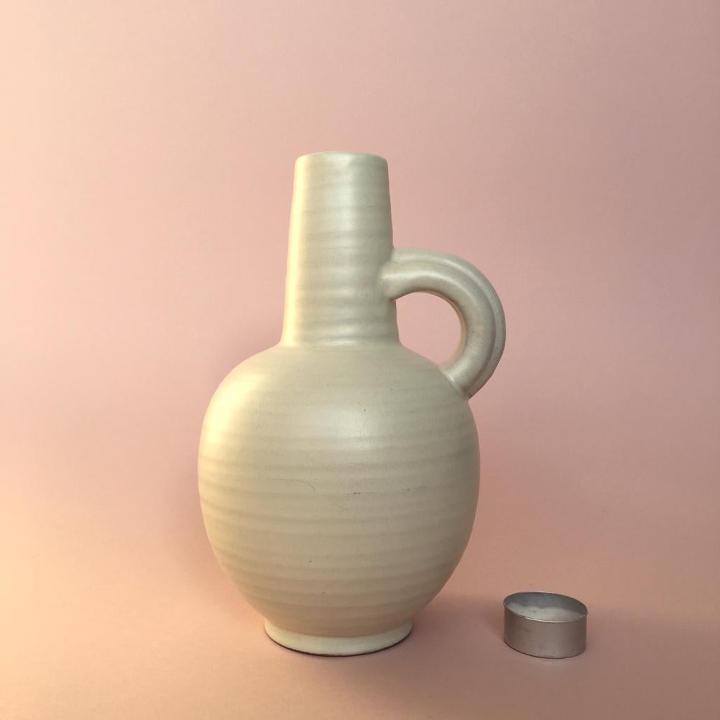 Art Deco Swedish Ceramic Swedish Vase by Anna-Lisa Thomson for Ekeby, 1930s (Skandinavische Moderne) im Angebot