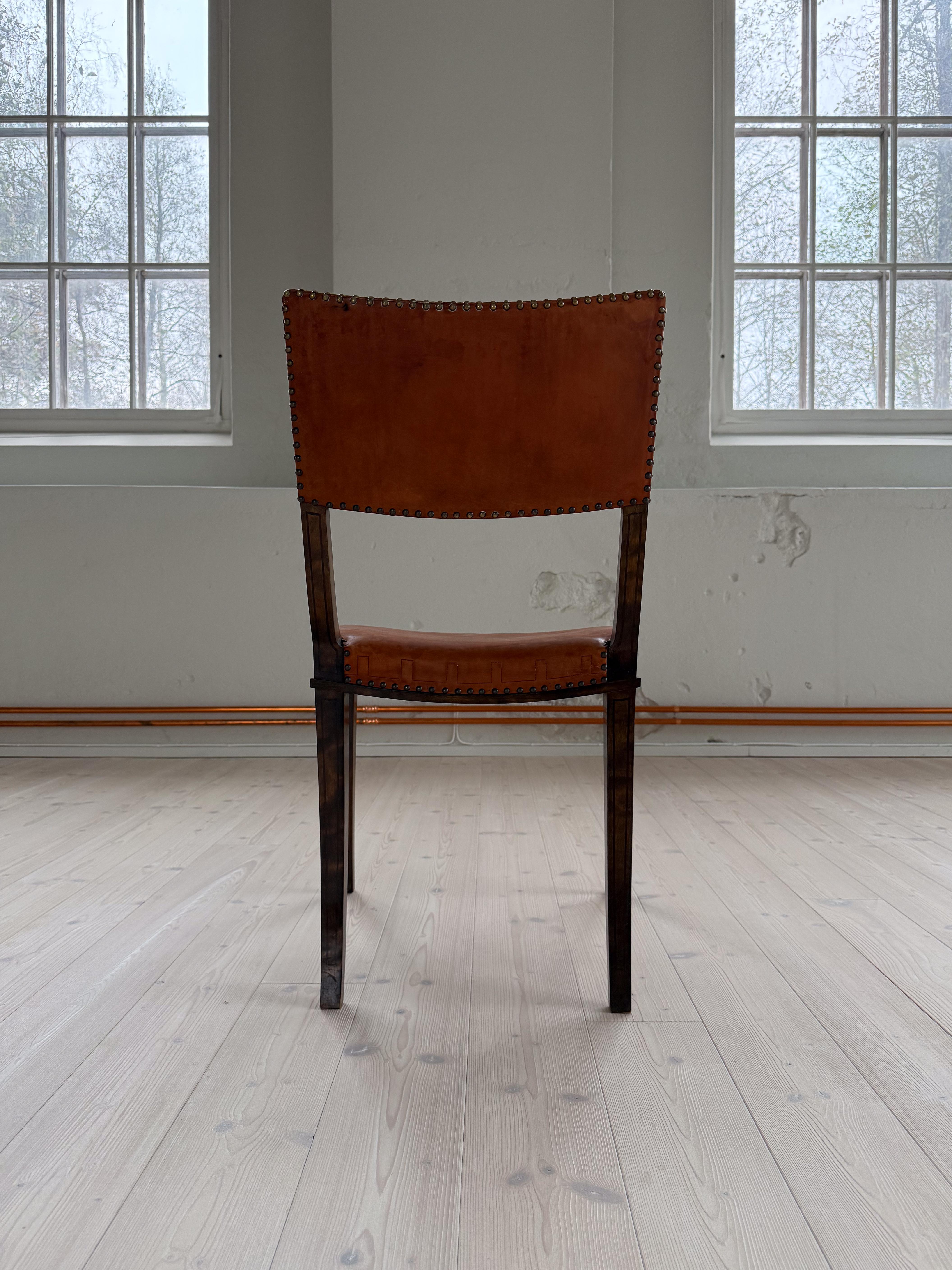 Art Deco Schwedischer Stuhl Kiefer und Leder Carl Bergsten 1929 im Angebot 8