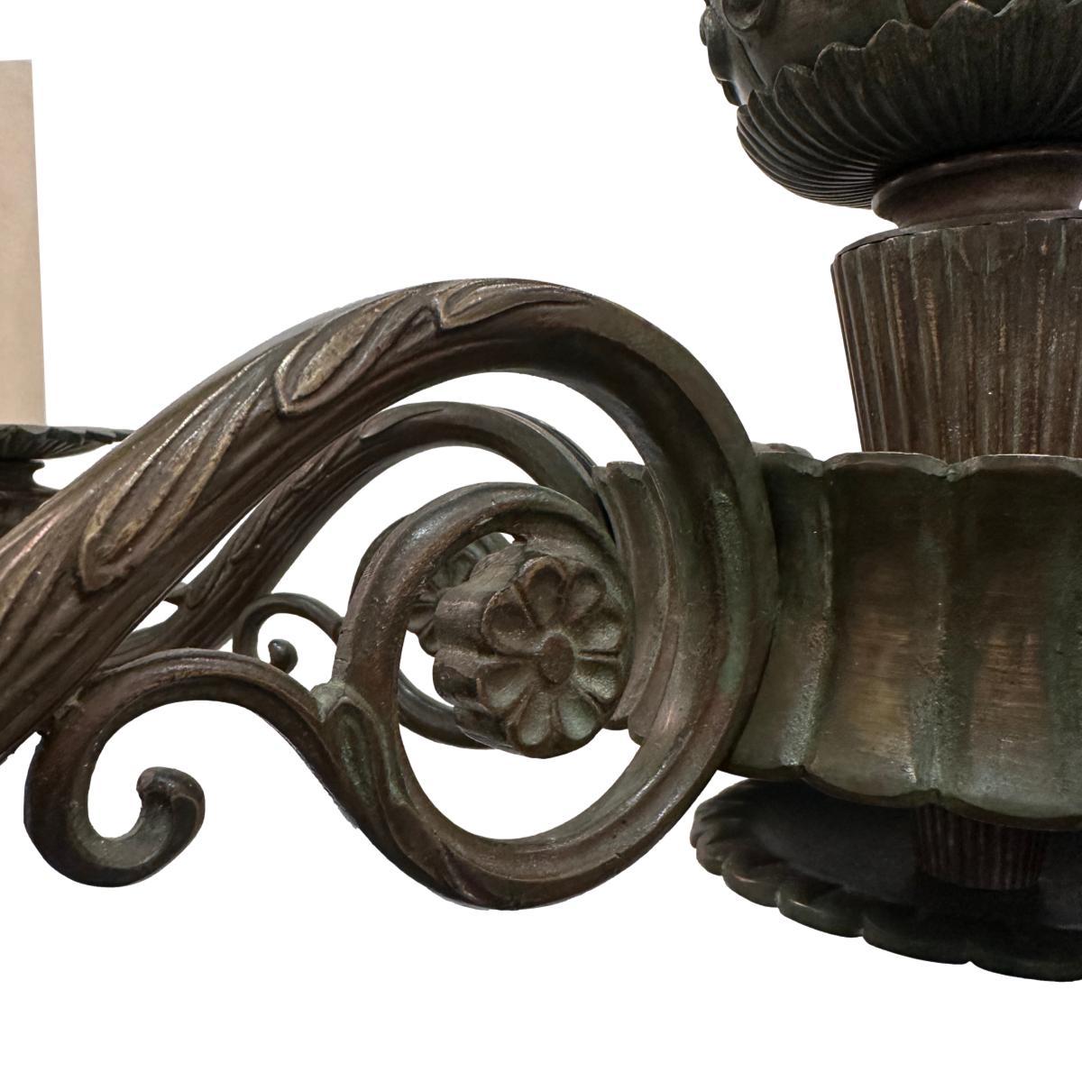 Bronzo Lampadario svedese Art Deco in vendita