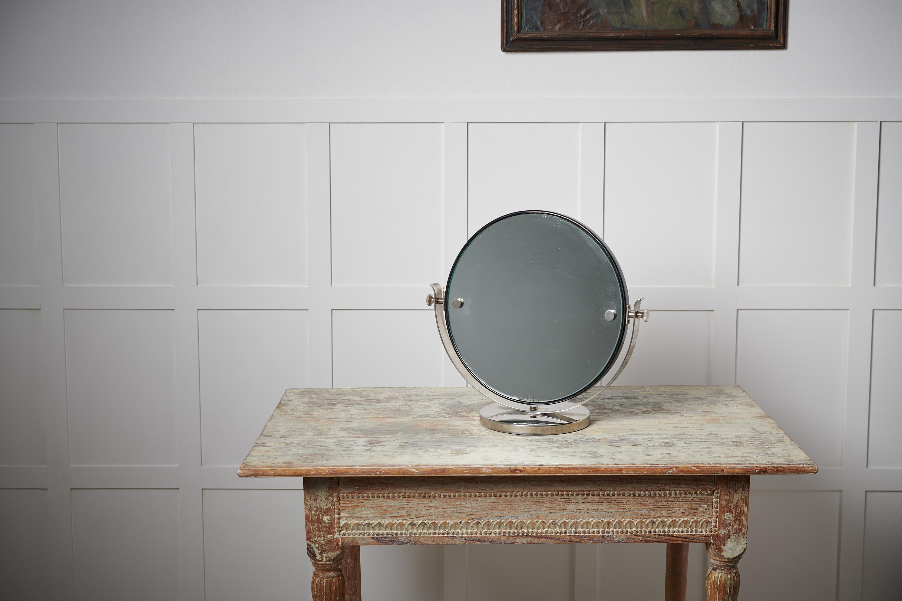 Art Deco Swedish Chromed Round Table Mirror In Good Condition For Sale In Kramfors, SE