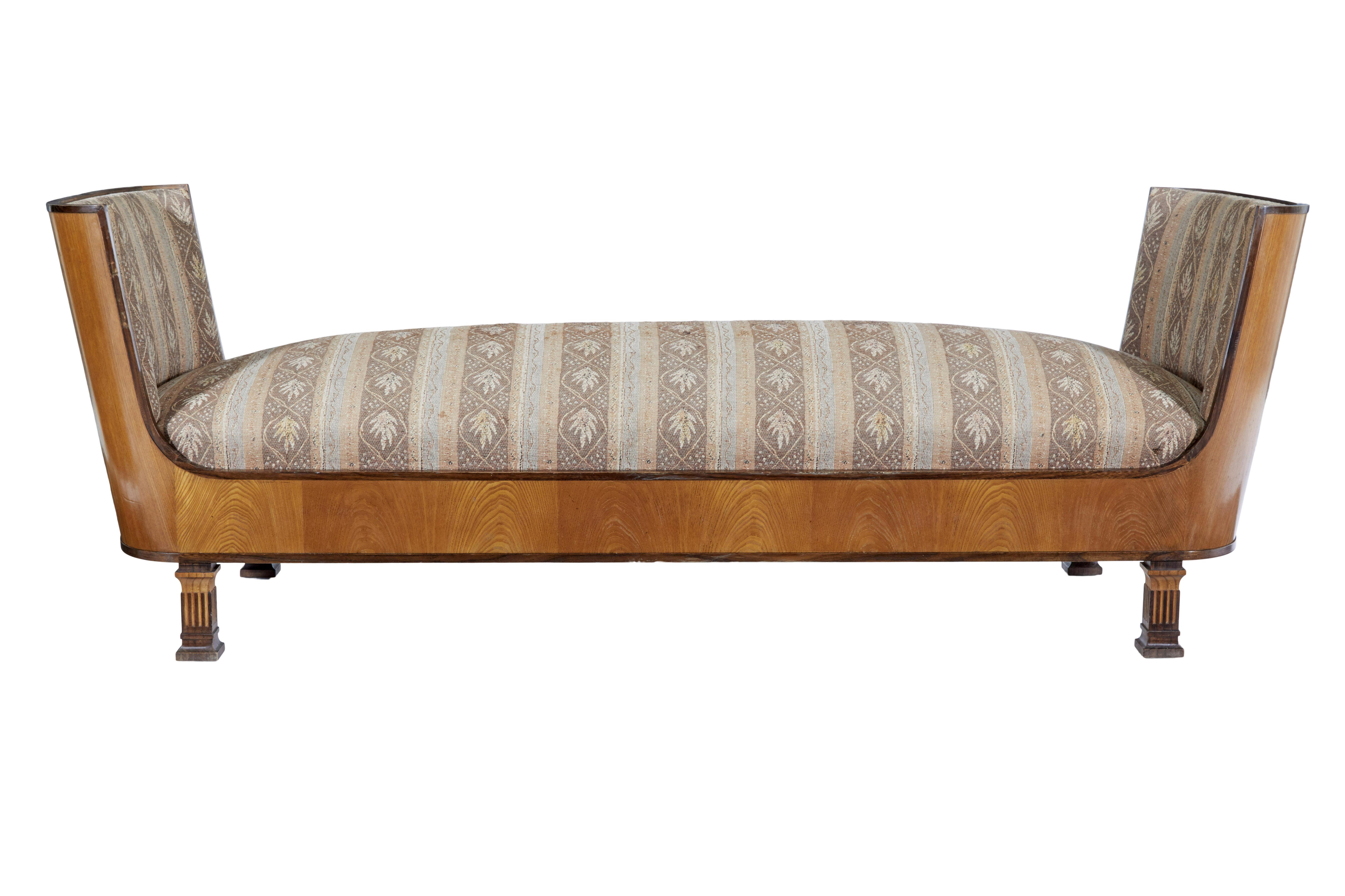 Erik Chambert art deco elm and birch daybed circa 1930.

Stunning shaped daybed by well known designer Erik Chambert (1902-1988)

Shaped ends wrapped round with elm veneer and birch edging, fitted with a removable seat and a rest each end. 
