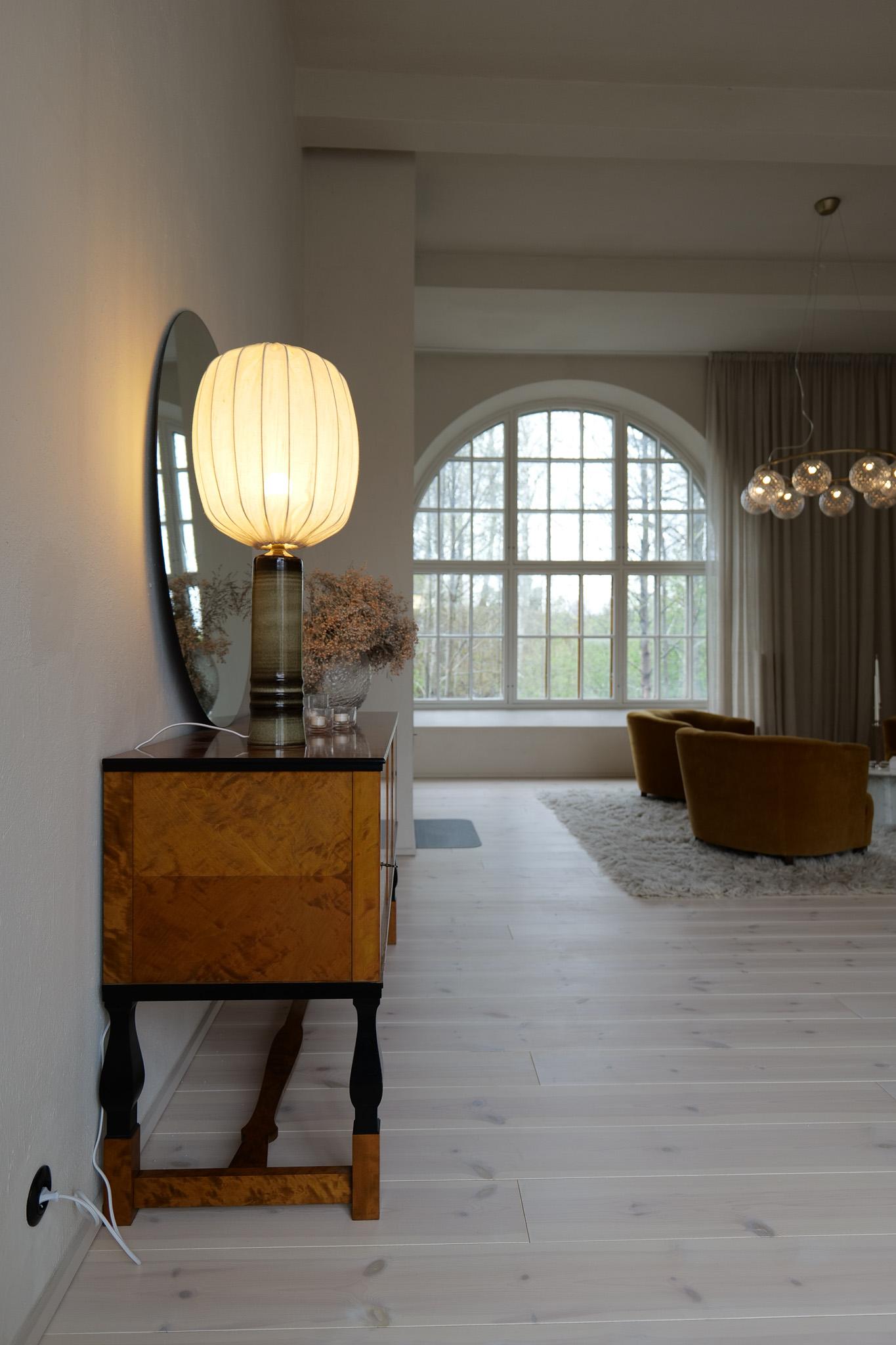 Art Déco / Credenza svedese Carl Malmsten 