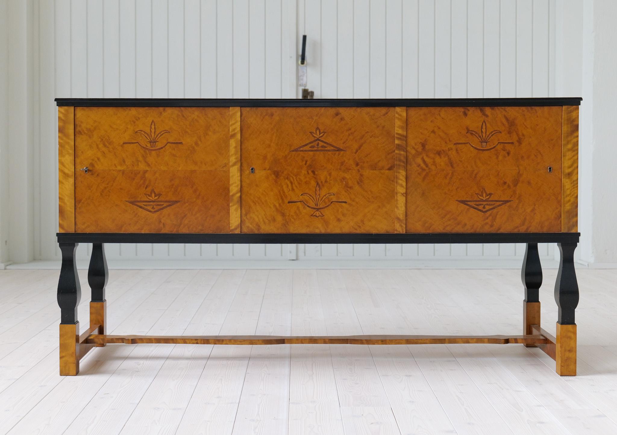 Art Déco / Credenza svedese Carl Malmsten 