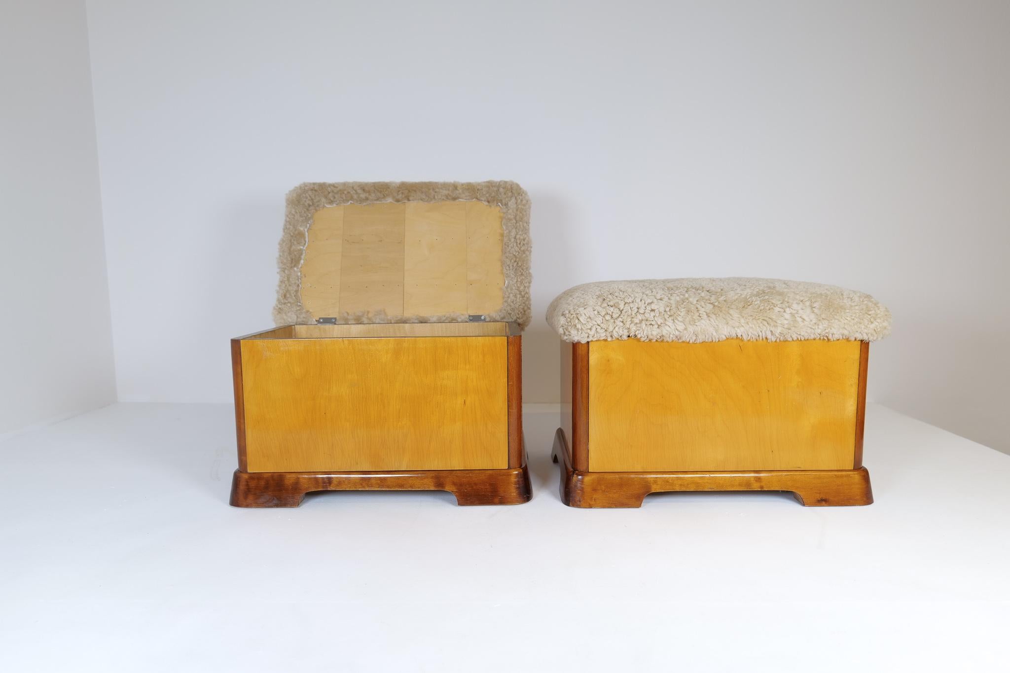 Swedish Art Deco Stools in Lacquered Birch and Sheepskin/Shearling Seat 1940s For Sale 4