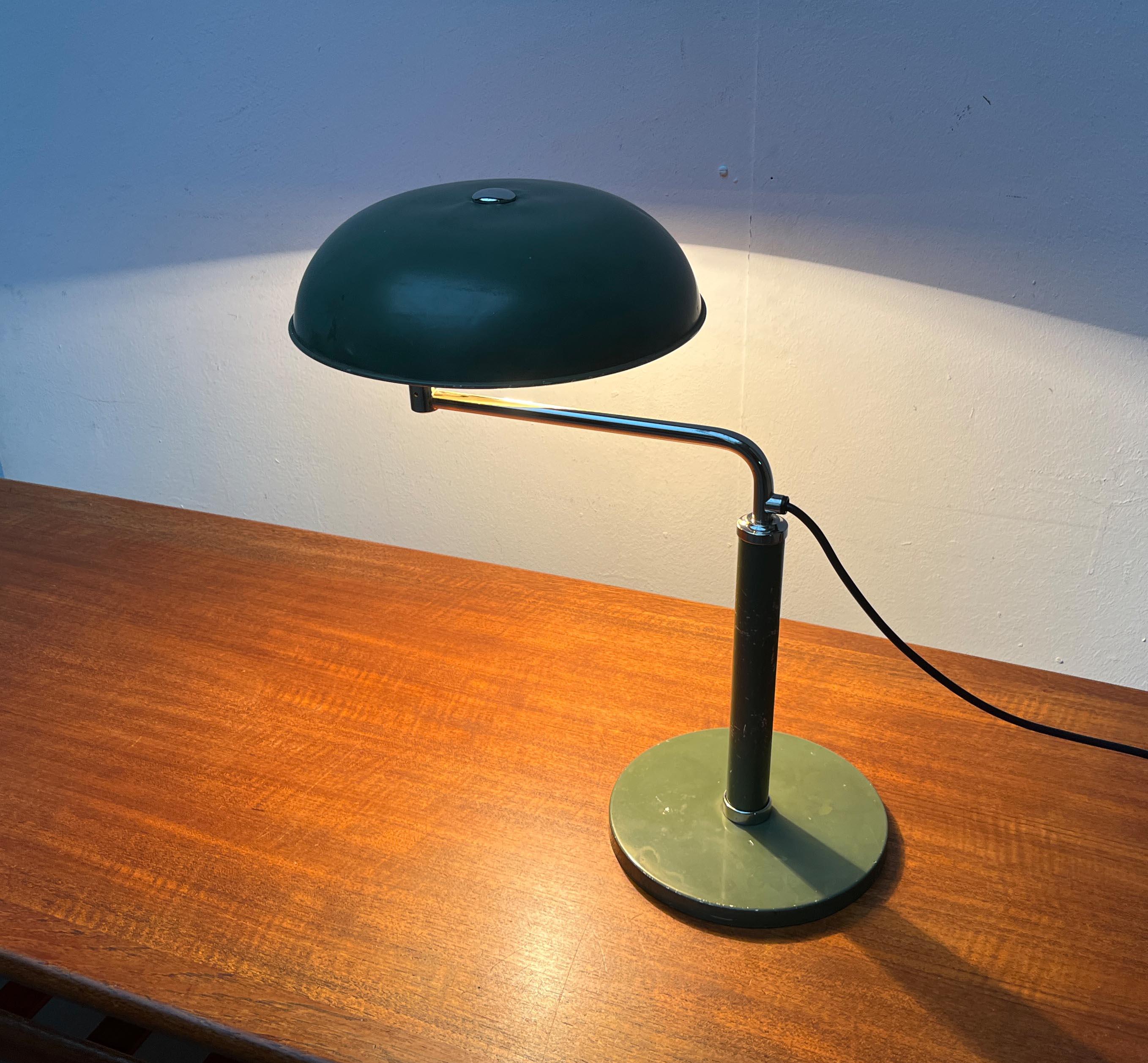 Mid-20th Century Art Deco Swiss Quick 1500 Swivel Table Lamp by Alfred Müller for Amba, 1930s For Sale