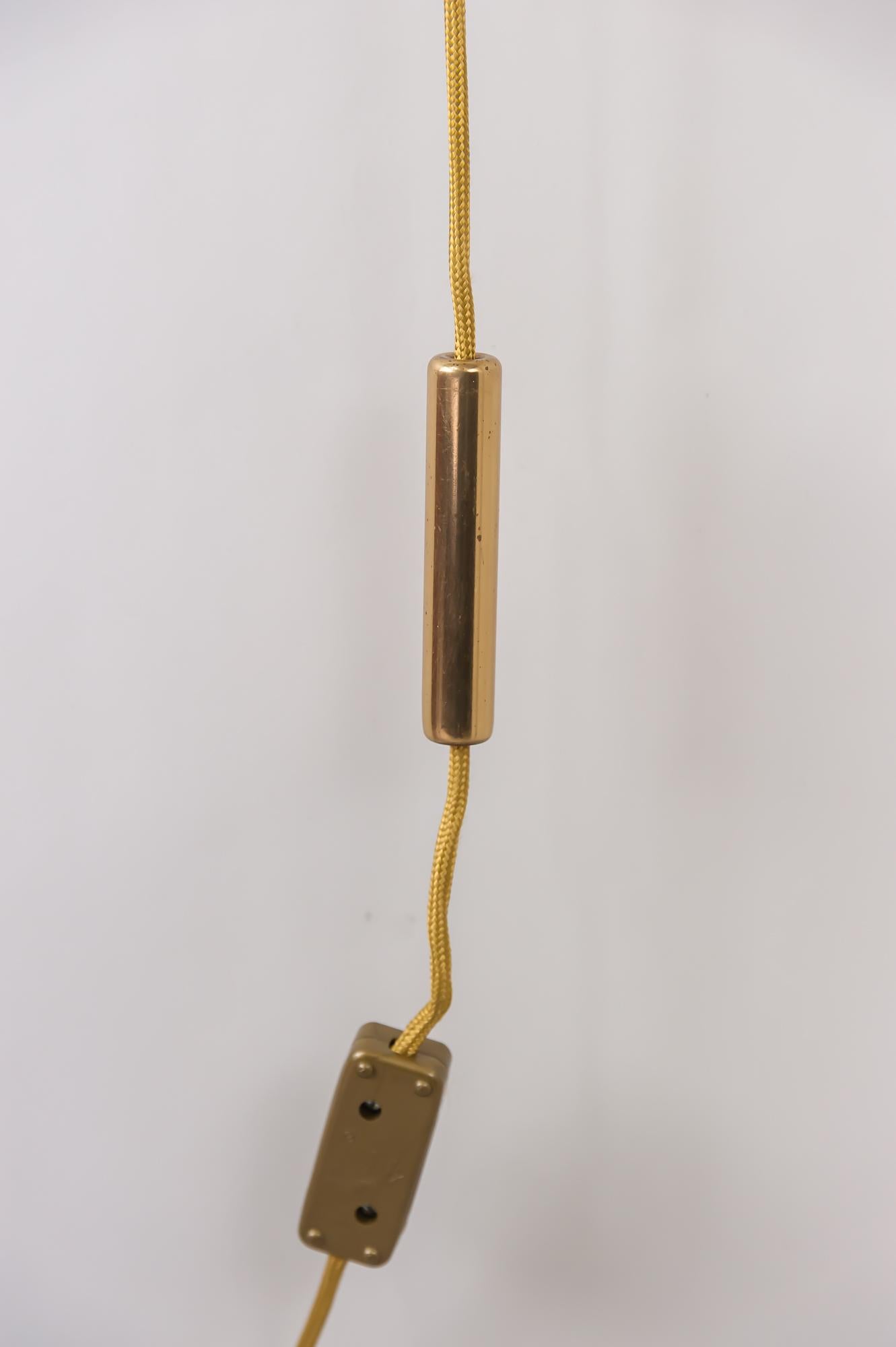 Mid-20th Century Art Deco Swiveling and Extendable Wall Lamp, circa 1950s