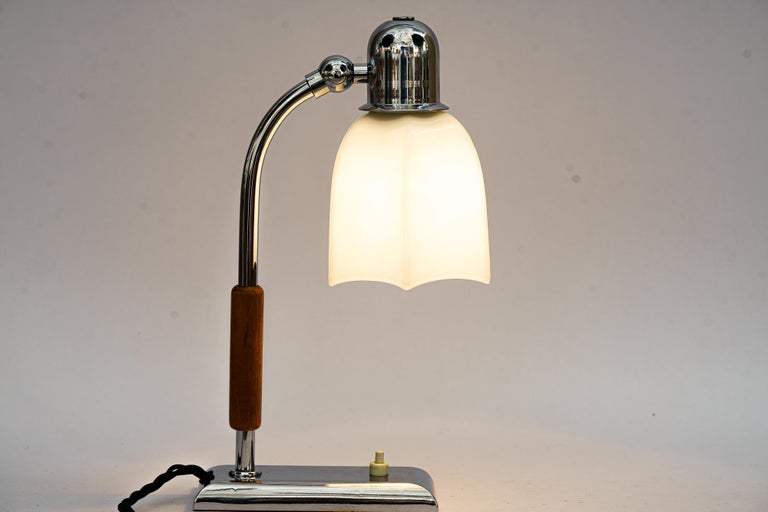 Art Deco Swiveling Chrome Table Lamp Vienna Around 1920s For Sale 7