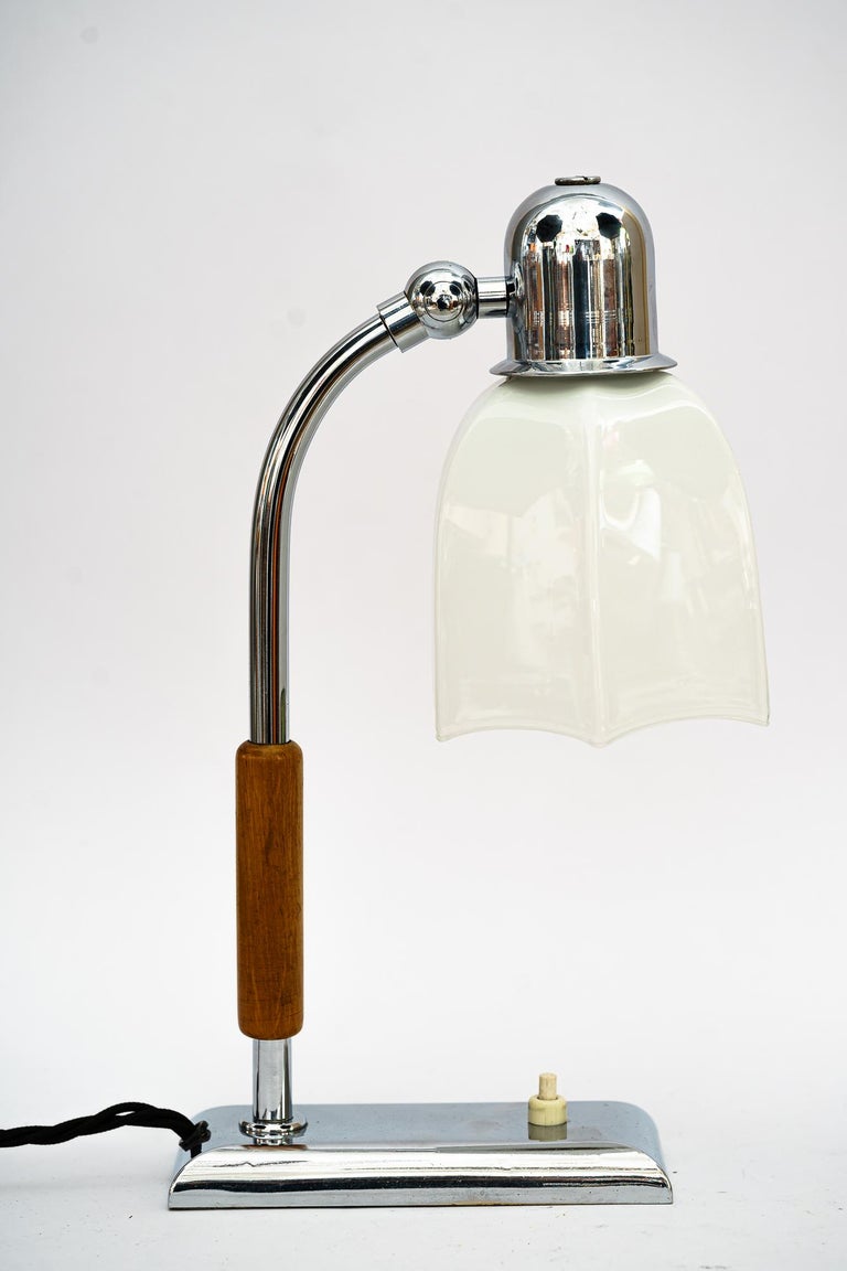 Art Deco Swiveling Chrome Table Lamp Vienna Around 1920s For Sale 2