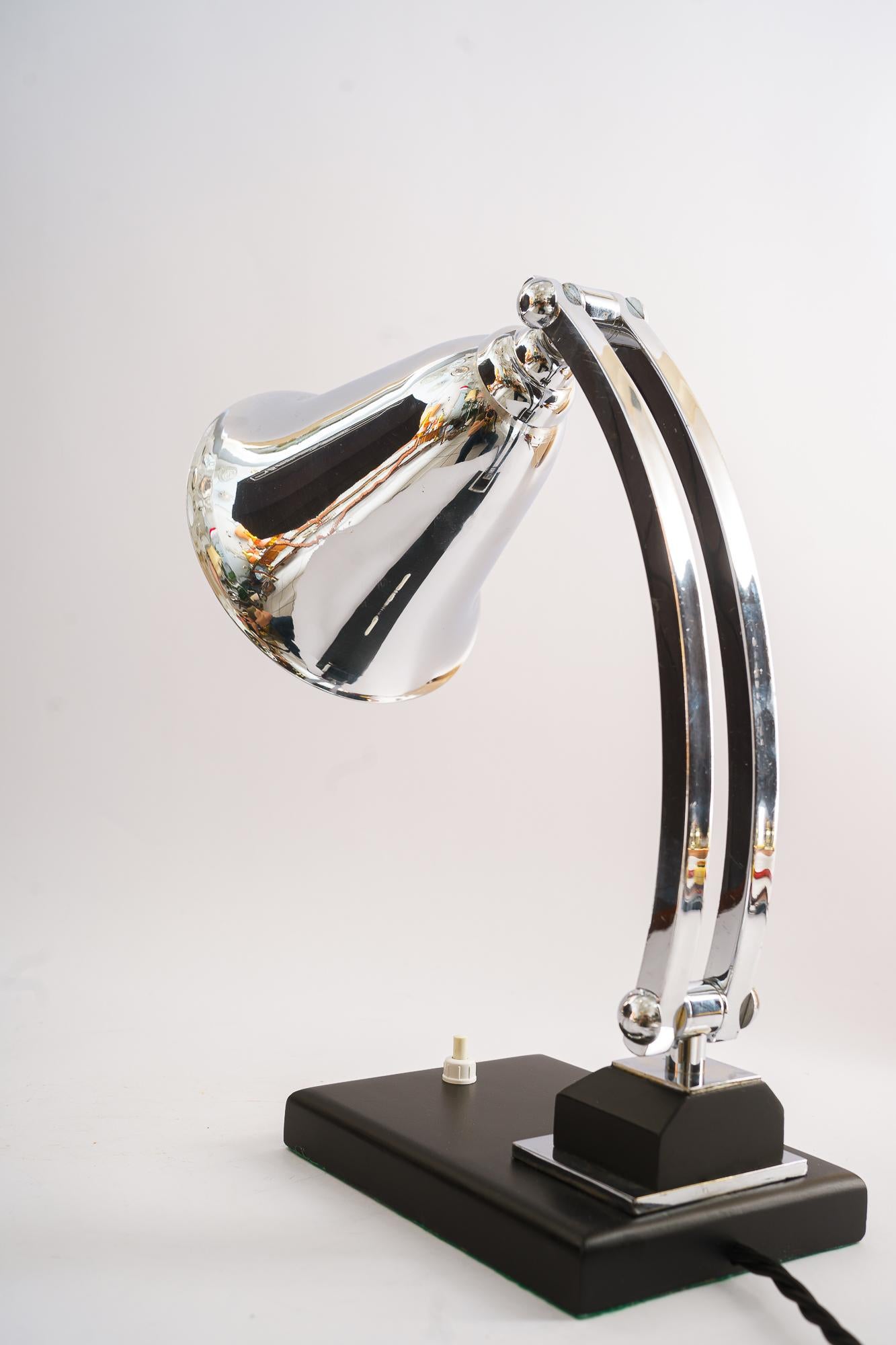 Art Deco Swiveling Chrome Table Lamp Vienna Around, 1930s For Sale 1