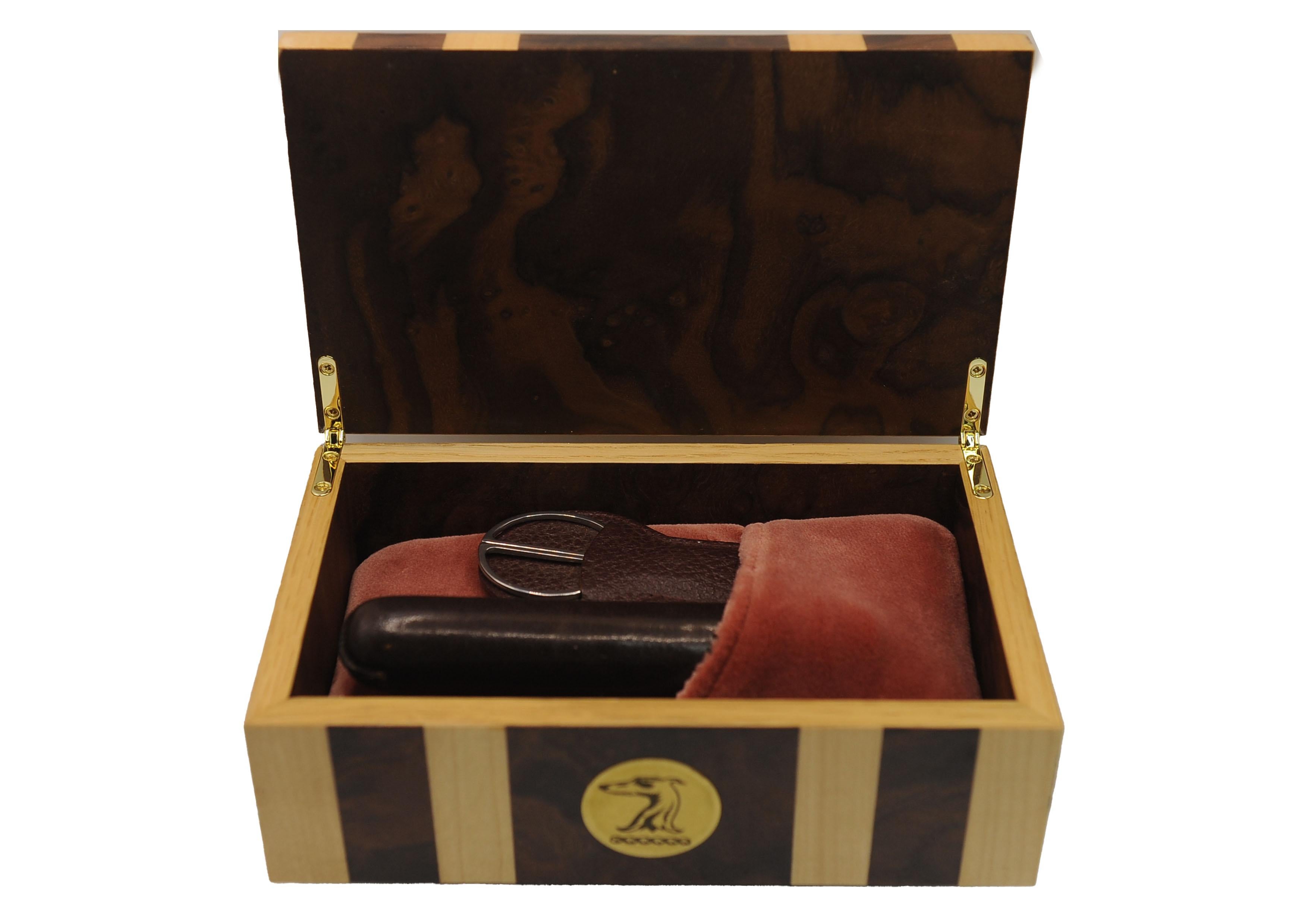 Britannico Scatola per sigari Art Deco in sicomoro e radica di noce con custodia per sigari in pelle in vendita