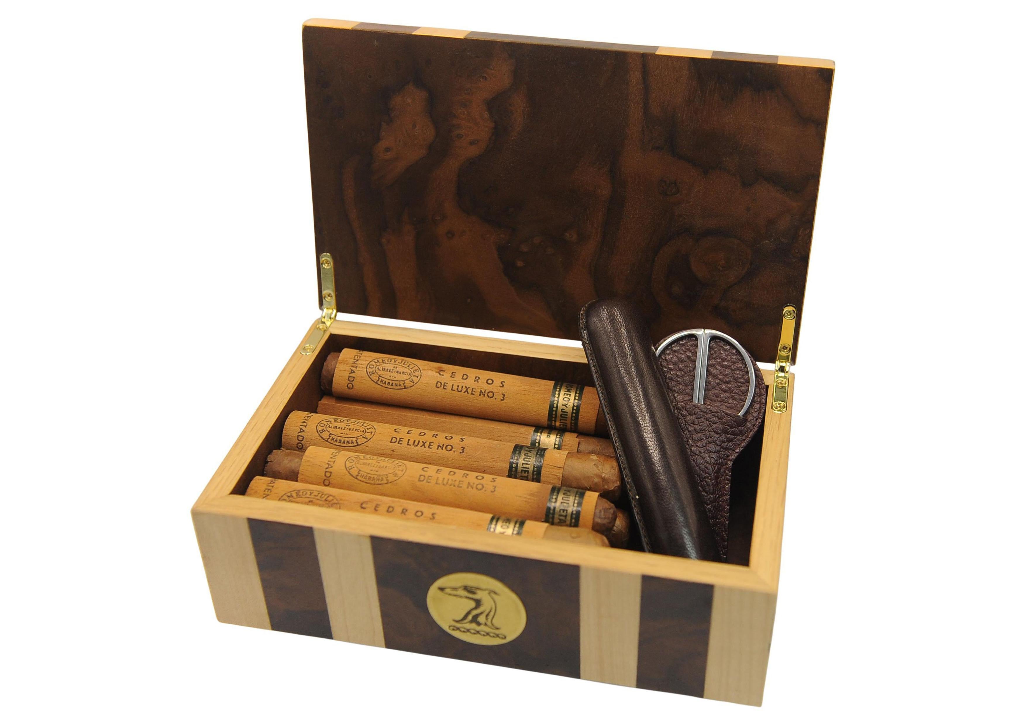 Scatola per sigari Art Deco in sicomoro e radica di noce con custodia per sigari in pelle in vendita 1