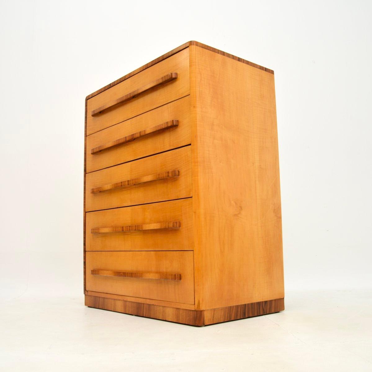 Art Deco Sycamore and Walnut Chest of Drawers In Good Condition In London, GB