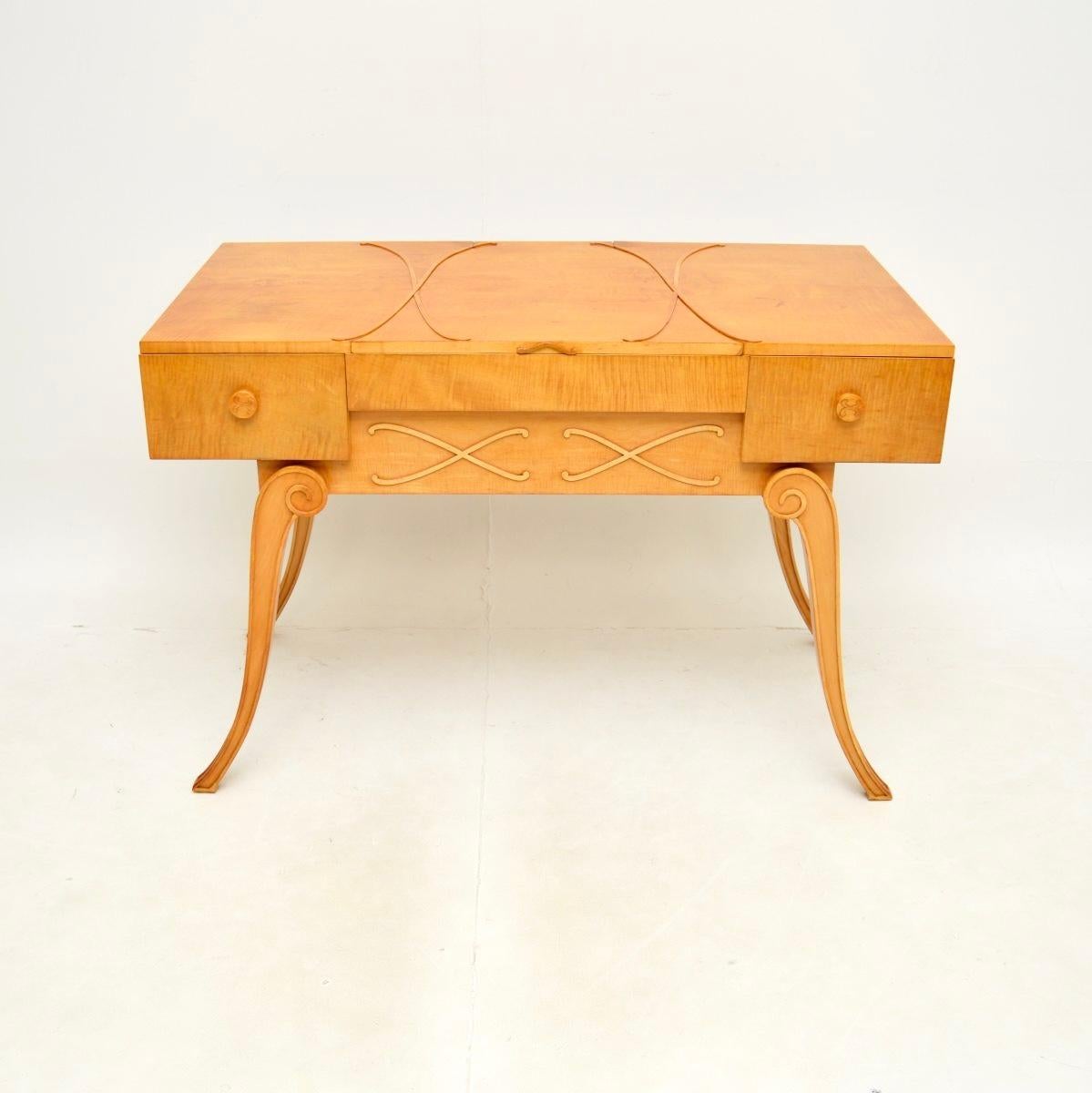 Early 20th Century Art Deco Sycamore Dressing Table and Chair by Hille For Sale