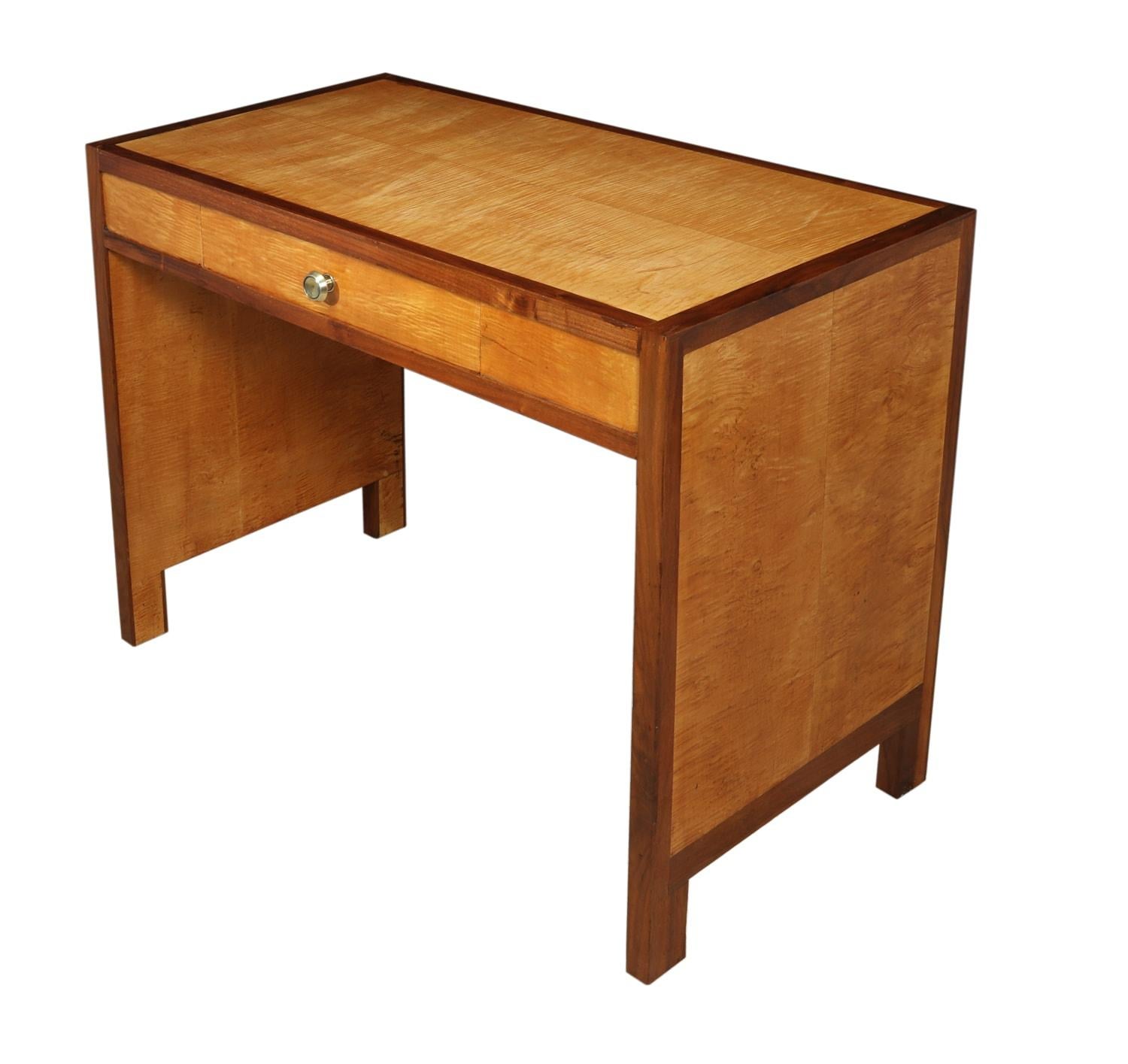 Art Deco Sycamore Writing Table, circa 1930 In Excellent Condition In Paddock Wood, Kent