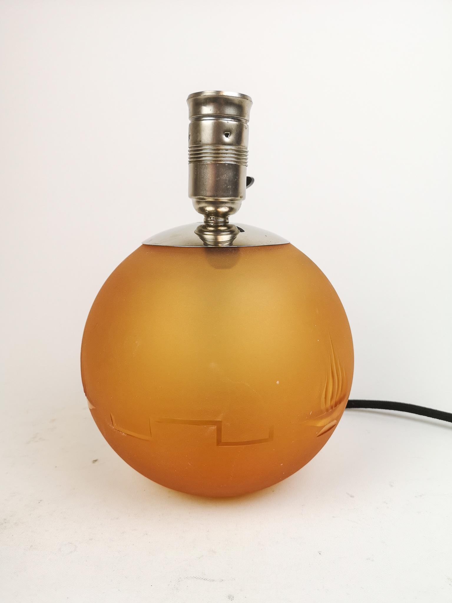 Art-Déco-Tisch aus Glas und Chrom, Schweden, 1930er Jahre im Zustand „Gut“ im Angebot in Hillringsberg, SE