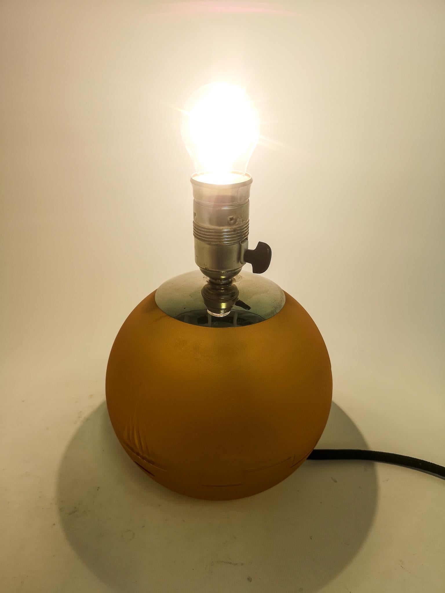 Art-Déco-Tisch aus Glas und Chrom, Schweden, 1930er Jahre im Angebot 1