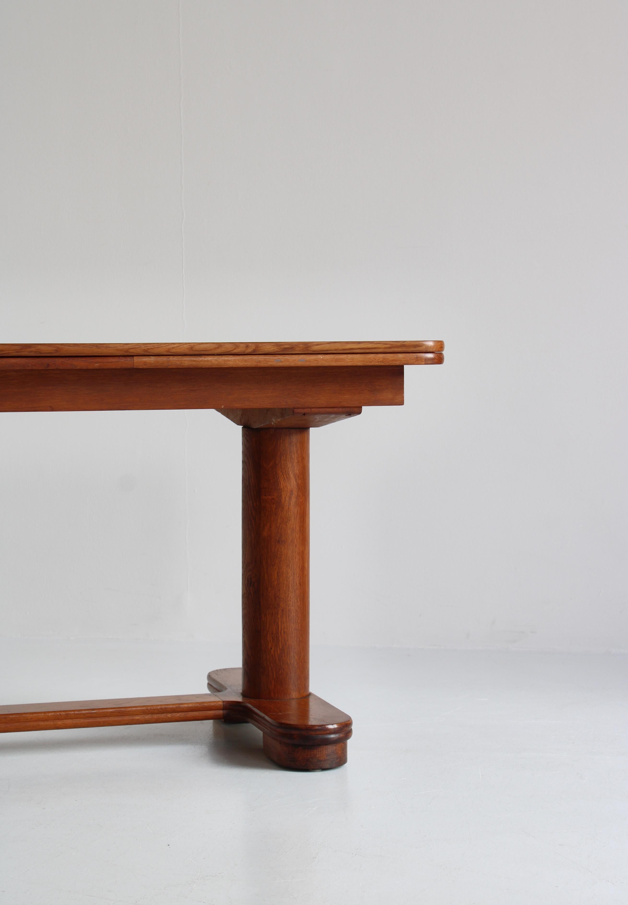 Art Deco Table by Danish Cabinetmaker in Patinated Oak, 1930s For Sale 4