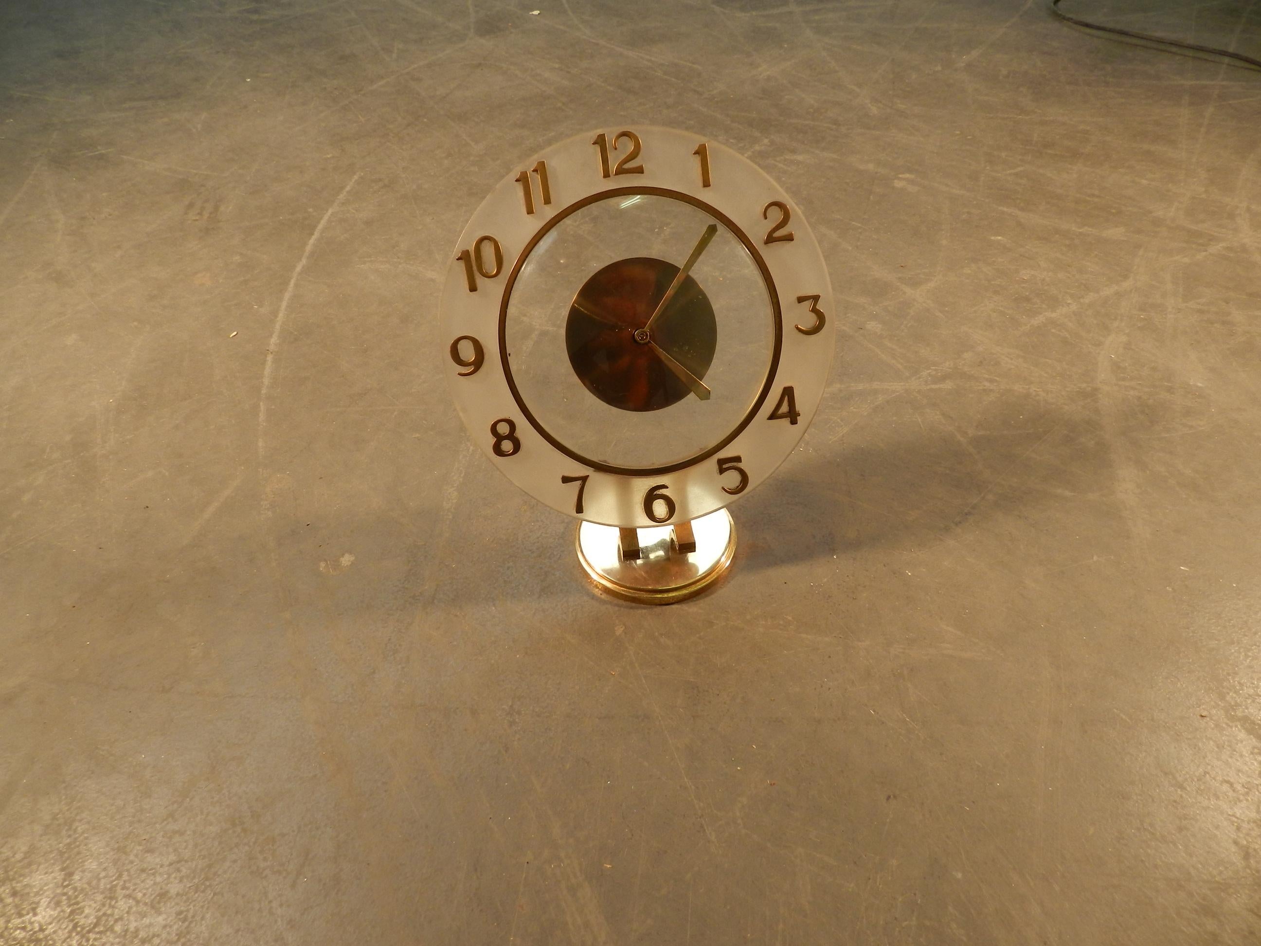 Horloge de table art déco, marque Bayard, œuvres. en vente 3