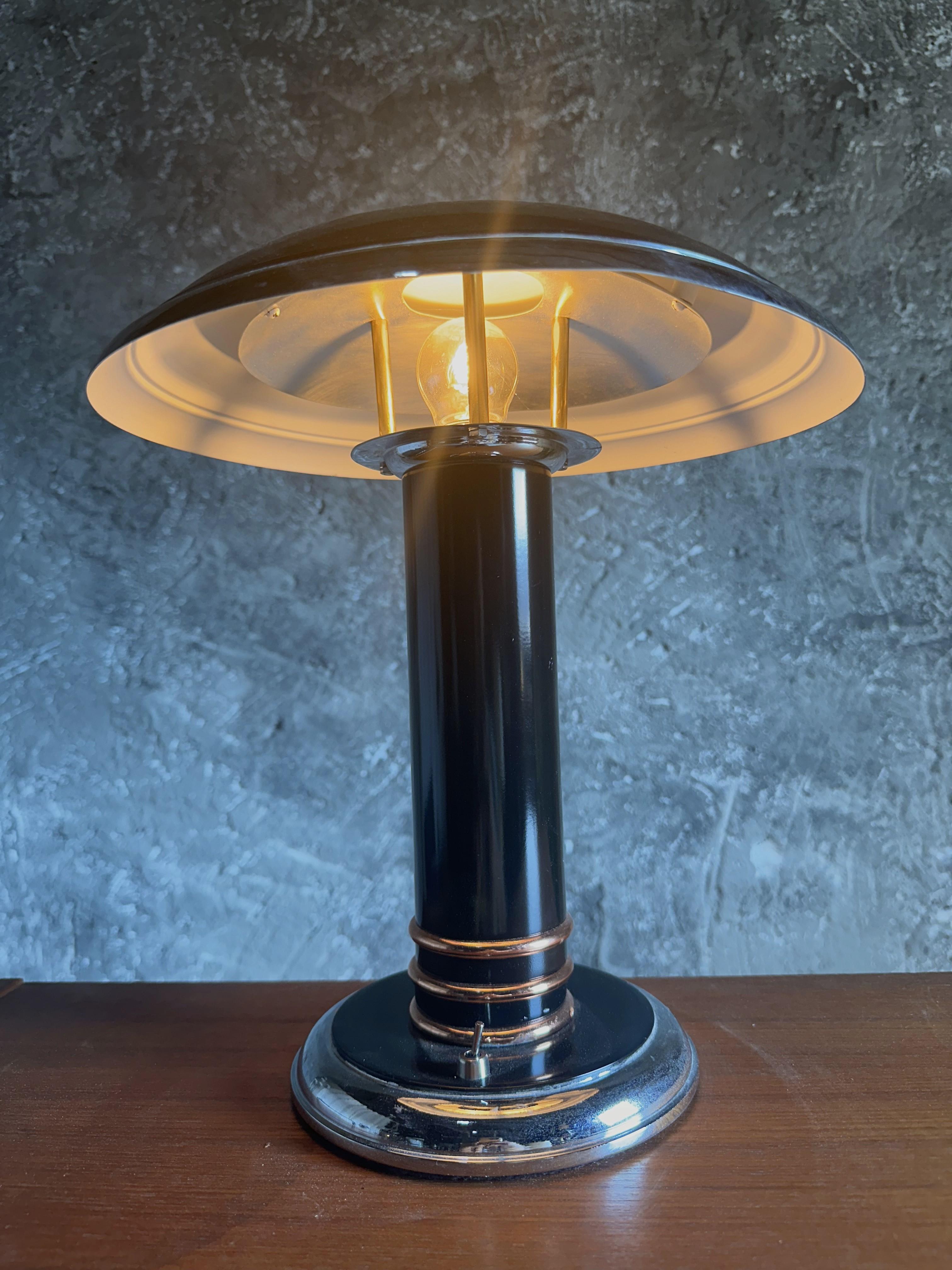 Art Deco Table Desk Lamp signed by Georges Halais, France 1940 2