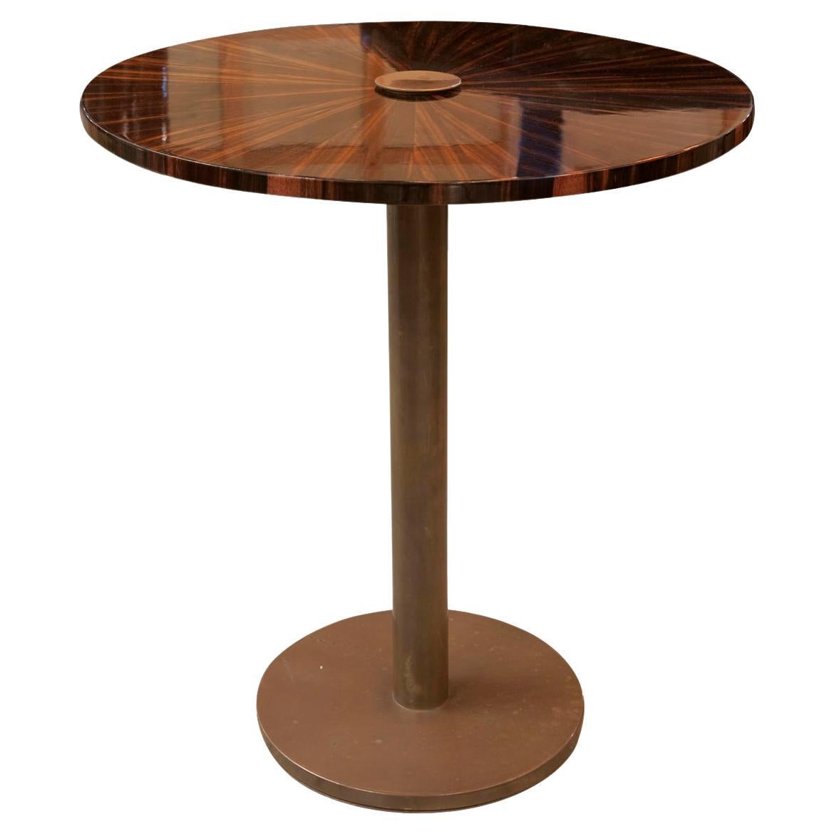 Art-déco-Tisch, Frankreich, 1930, Material: Holz und Bronze