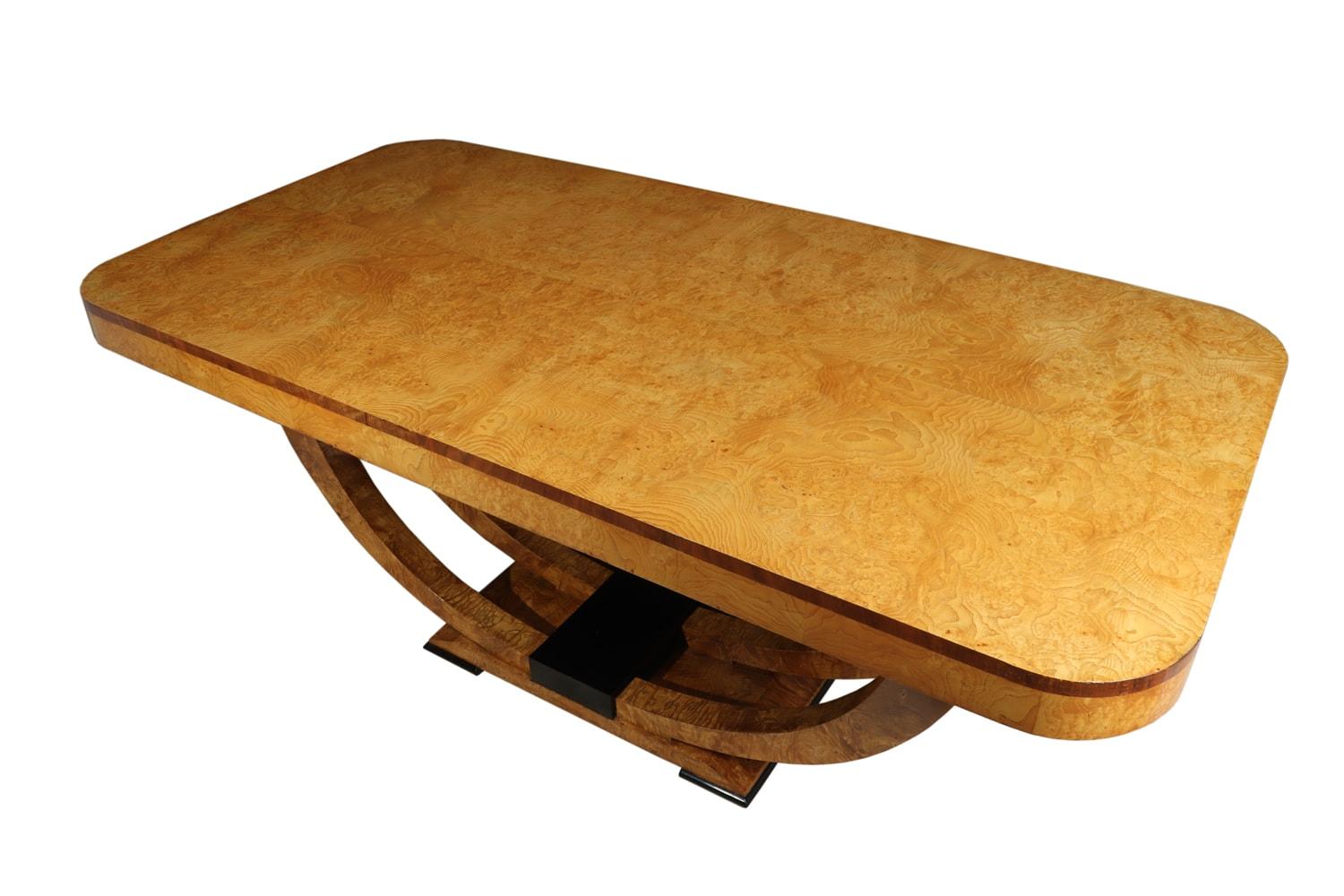 Art Deco Table in Burr Elm French, circa 1930 For Sale 1