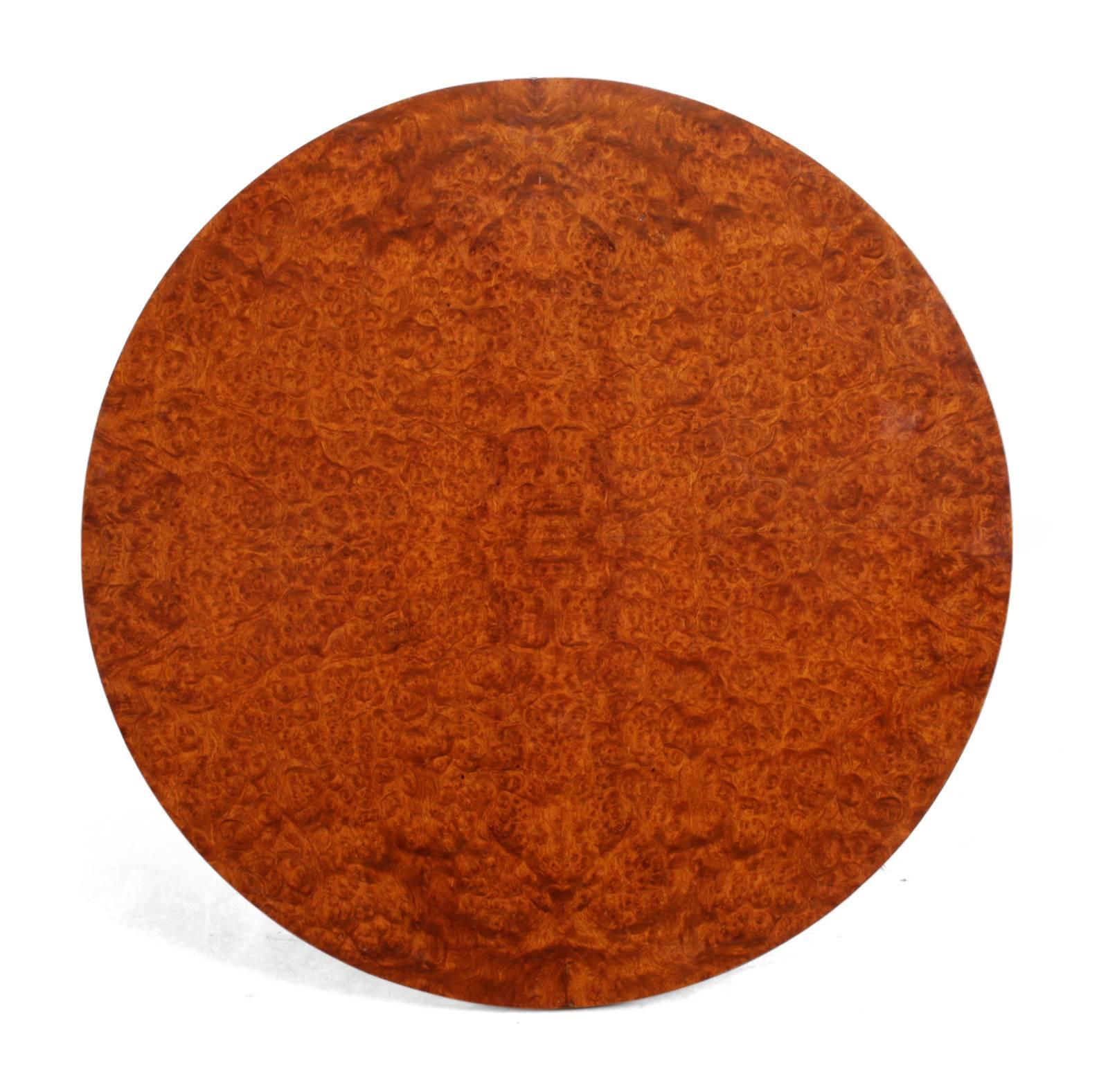 Art Deco Table in Burr Walnut, circa 1920 1