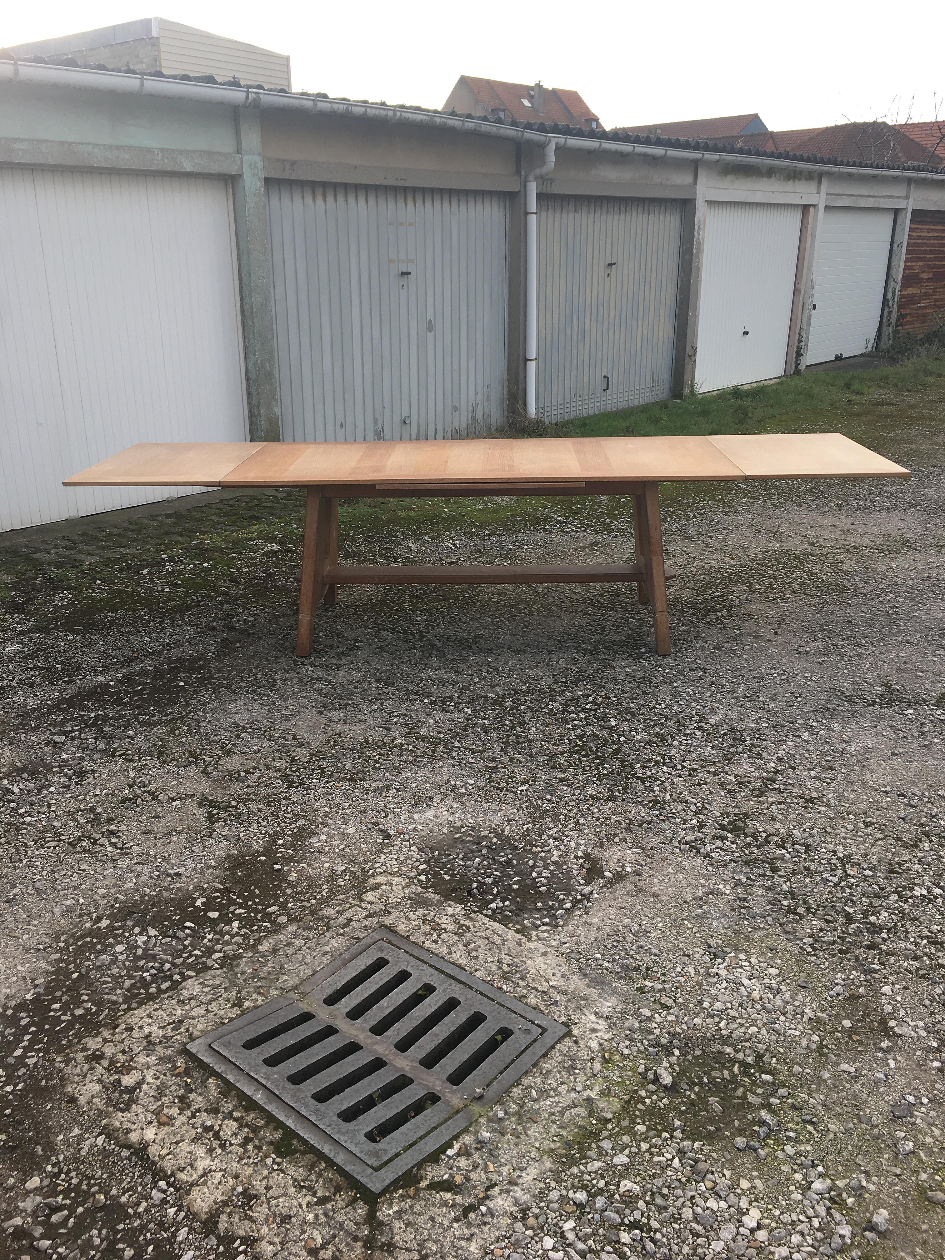 Art Deco Table in Oak in the Style of Charles Dudouyt, circa 1940 For Sale 5