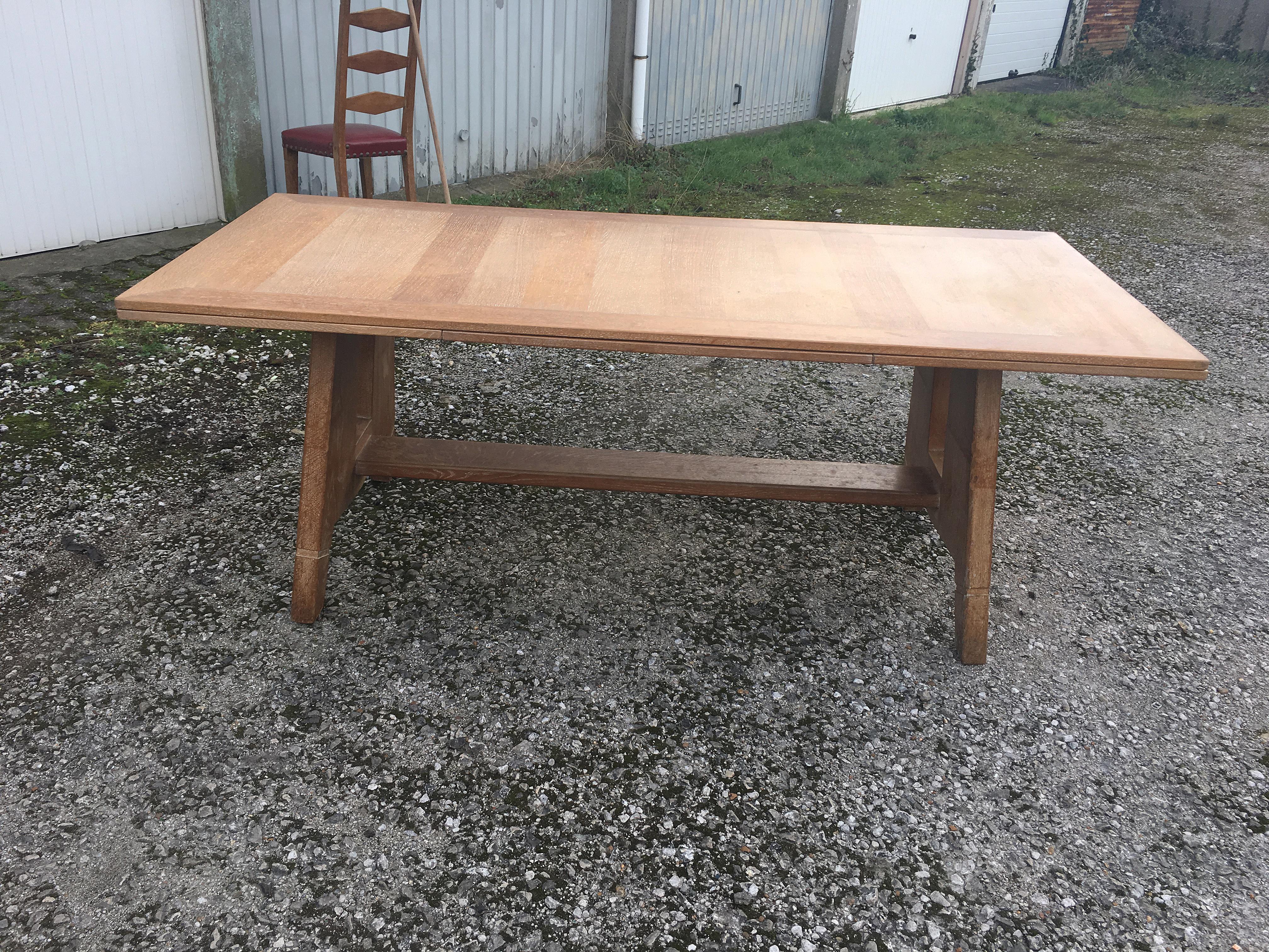 Art Deco Table in Oak in the Style of Charles Dudouyt, circa 1940 For Sale 1