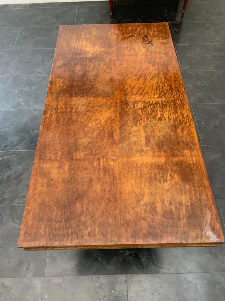 Art Deco Table in Walnut and Maple Root, 1930s For Sale 1