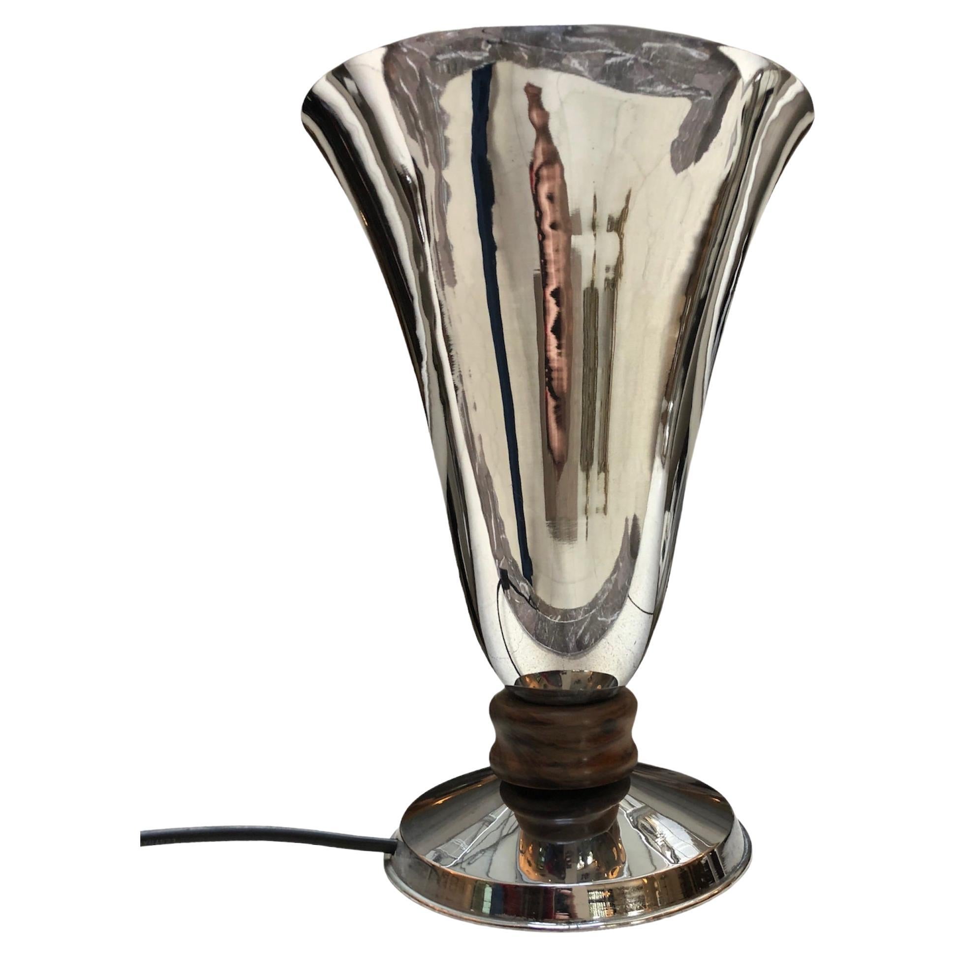 Lampe de Table Art Déco 1920, France, Matériaux : Bois et Chrome